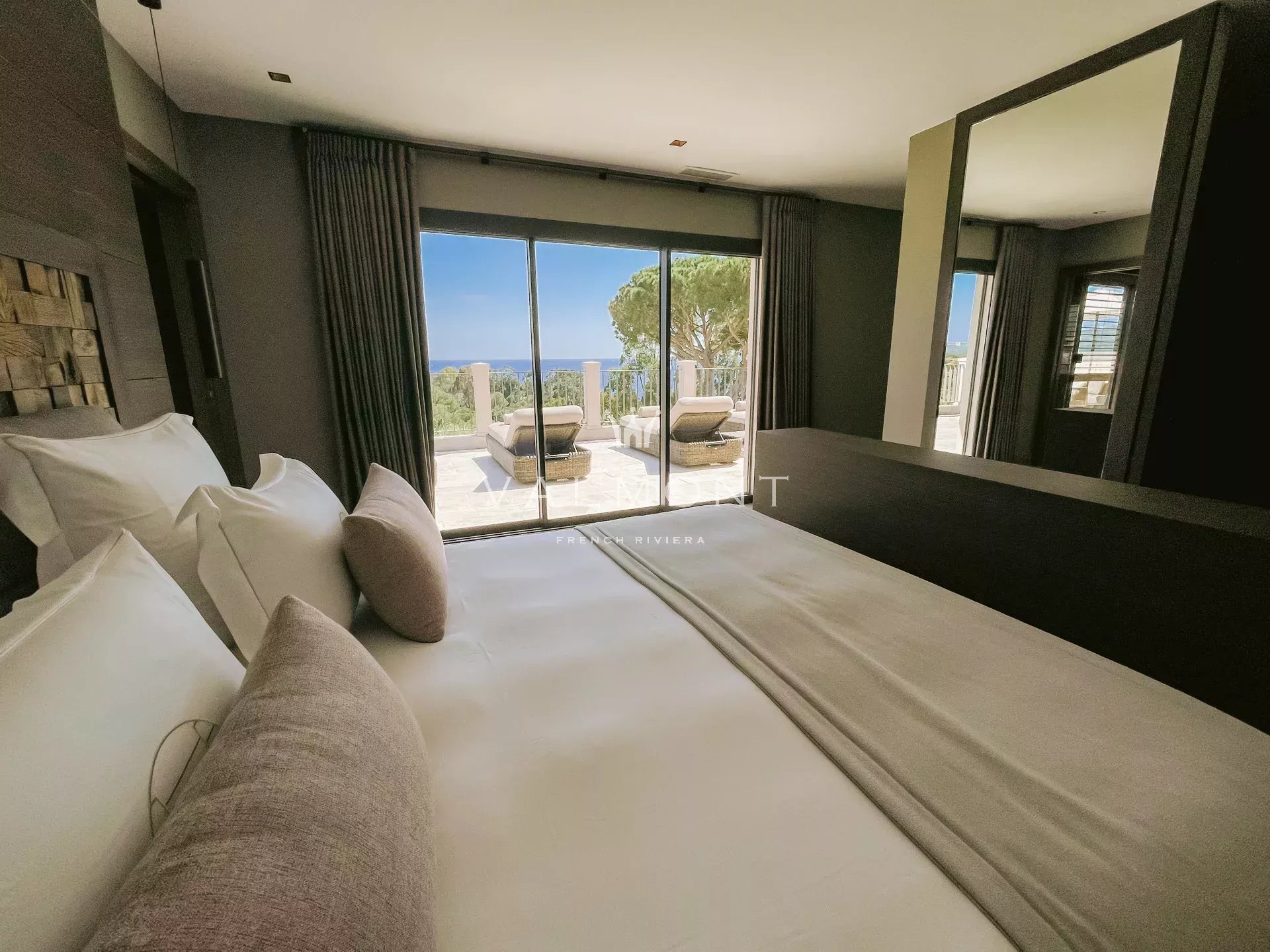 Elegante villa contemporaine proche des plages