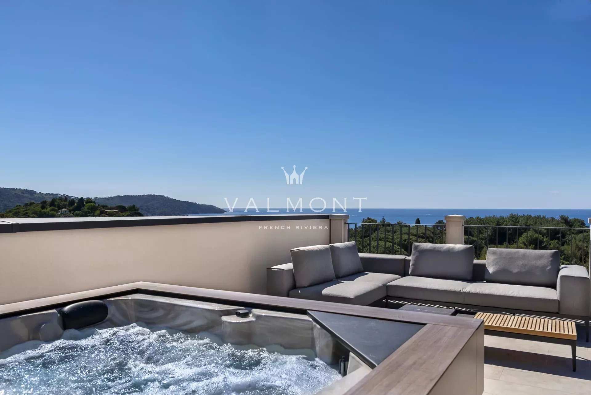 Elegante villa contemporaine proche des plages