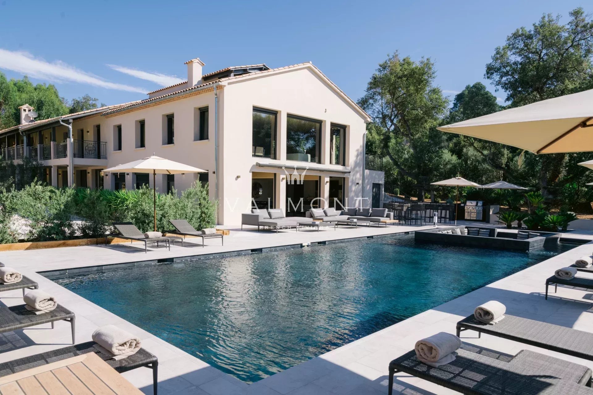 Villa de luxe proche des plages et de Saint-Tropez