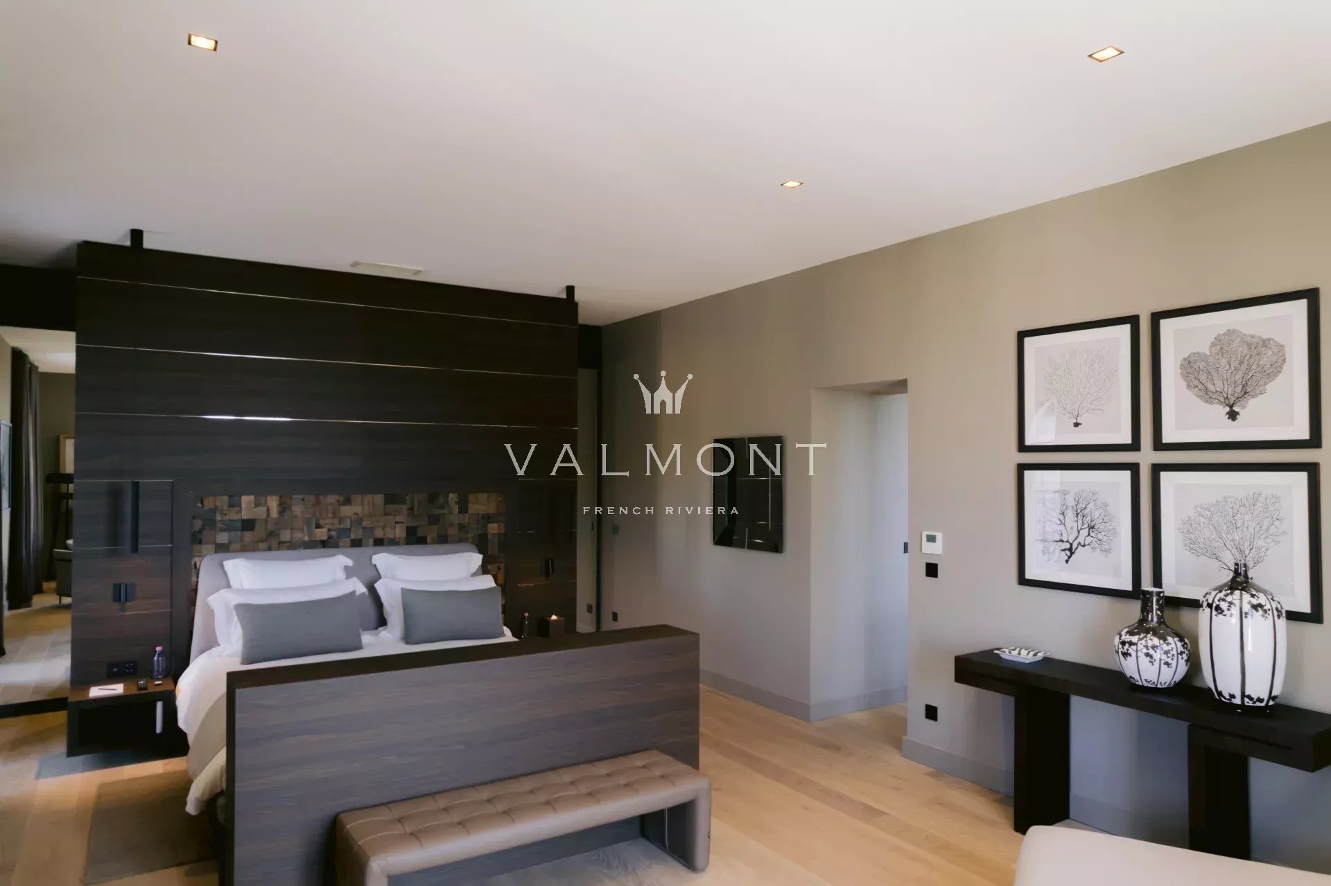 Villa de prestige vue mer à proximité des plages