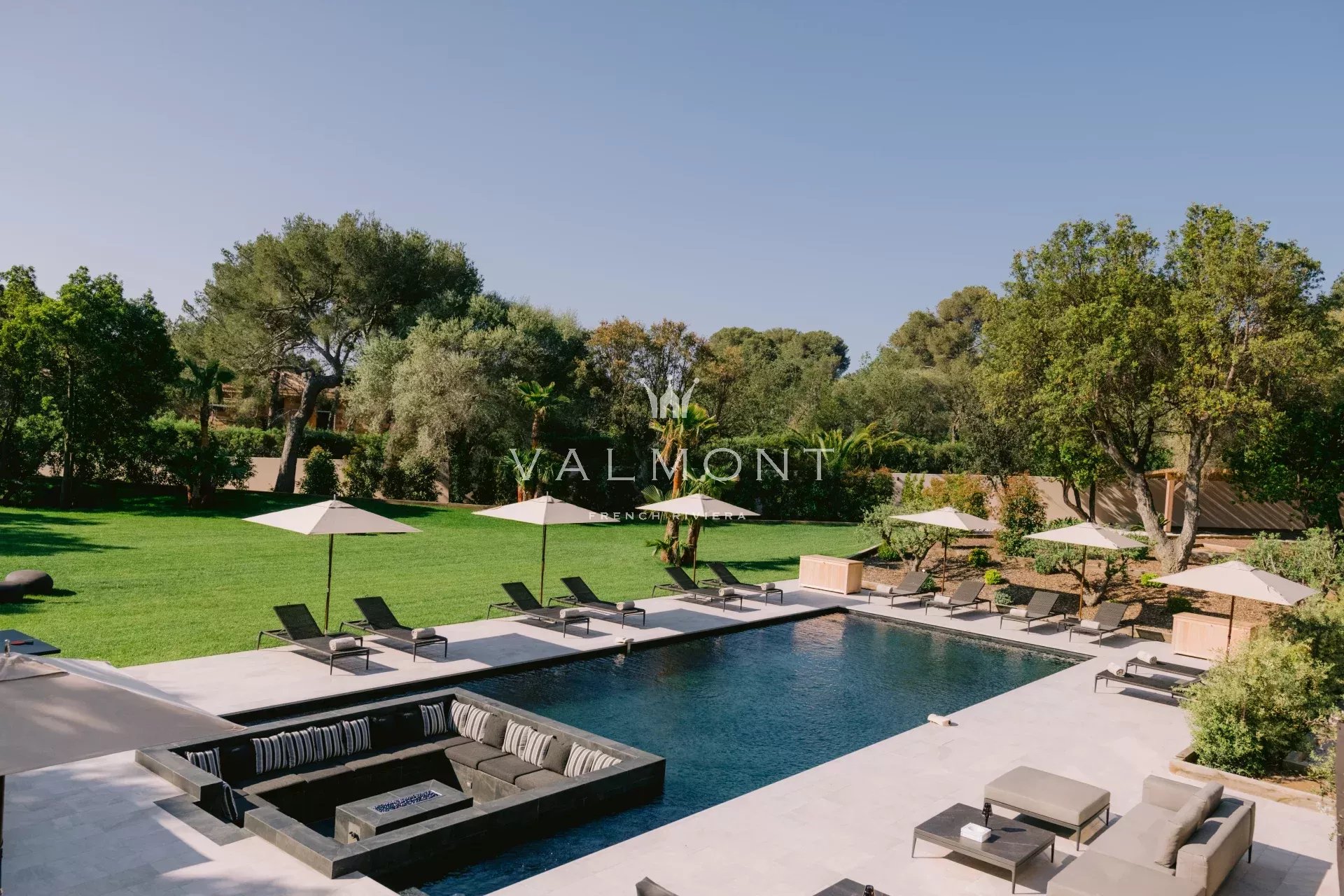 Villa de luxe proche des plages et de Saint-Tropez