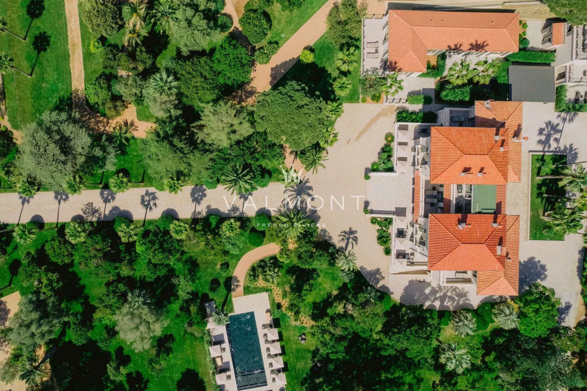 Villa de prestige vue mer à proximité des plages