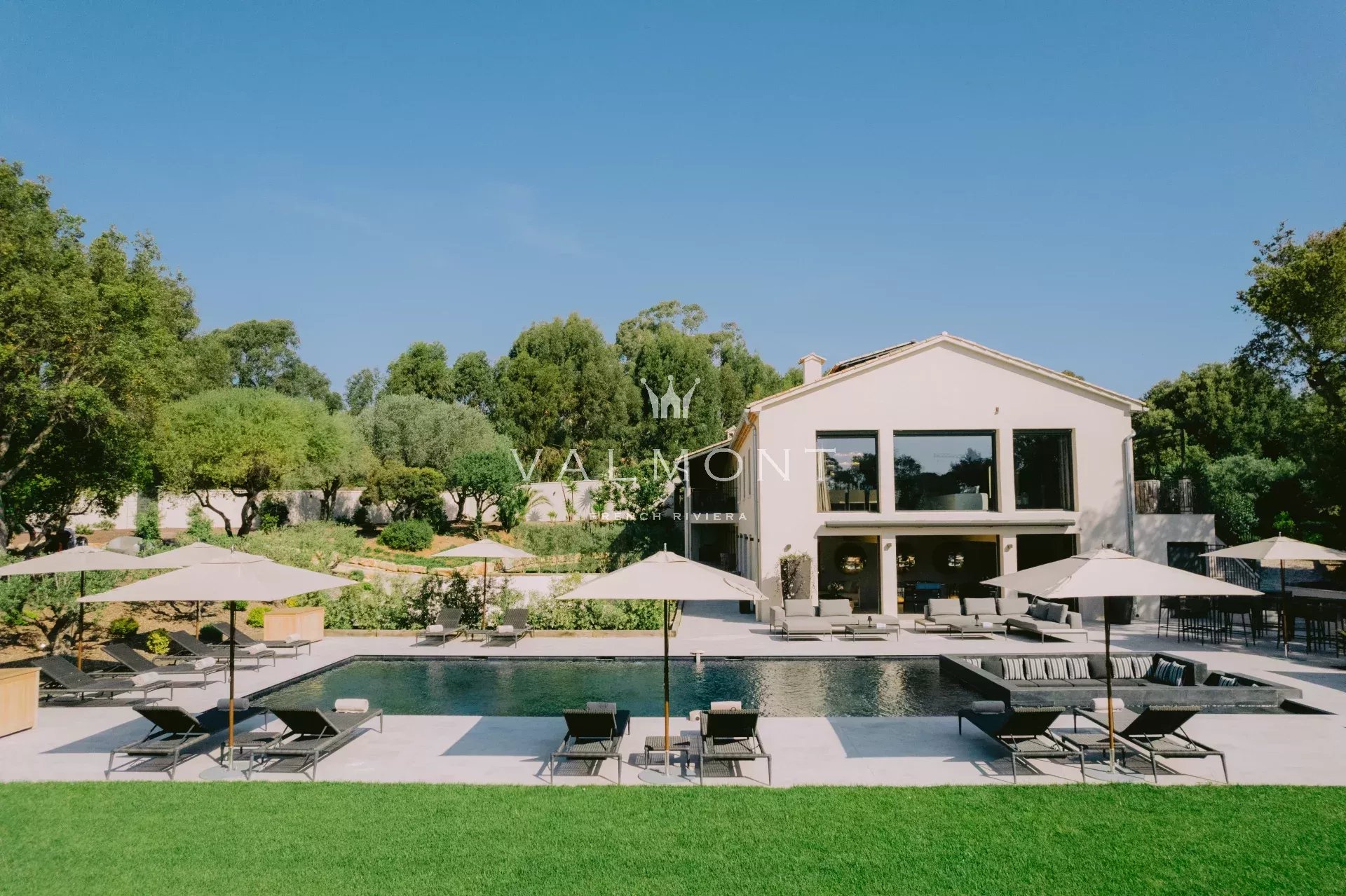 Villa de luxe proche des plages et de Saint-Tropez