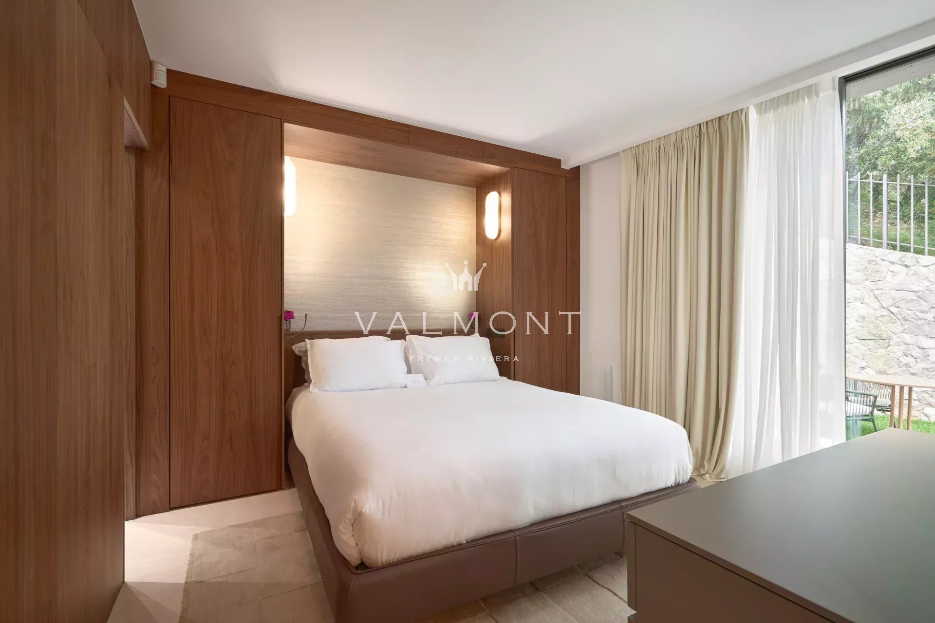 36dffcafe016c82869741157331ab04b_a1fb3cbf0d_1920-original-10236-0.jpg Exceptional new villa with panoramic views overlooking Saint-Jean-Cap-Ferrat