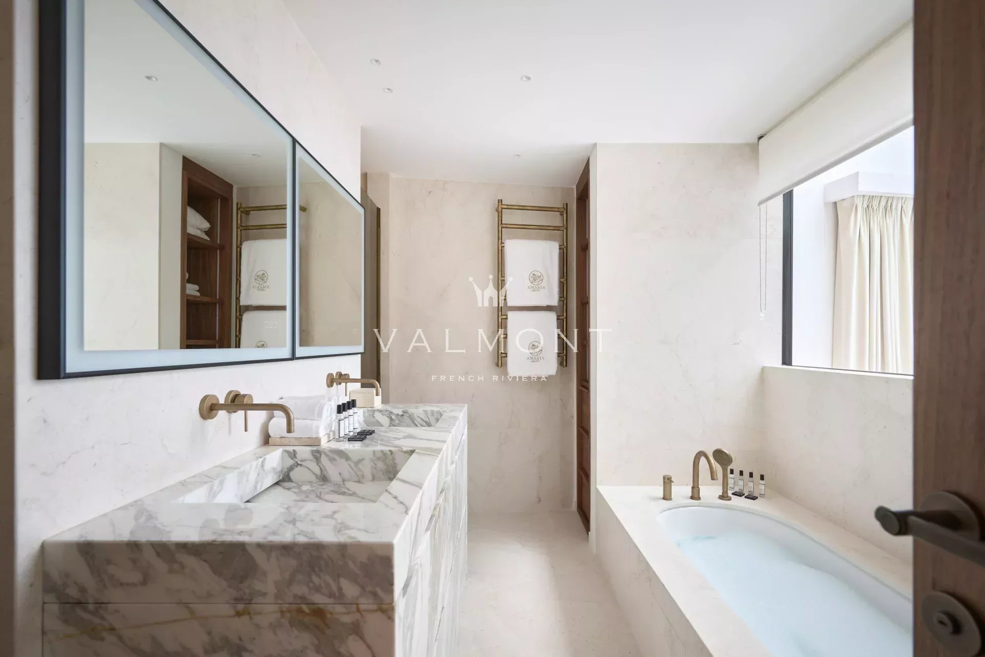 8c6faec1a14d14bee64f780d7caabcde_aebf6be56b_1920-original-10236-0.jpg Exceptional new villa with panoramic views overlooking Saint-Jean-Cap-Ferrat