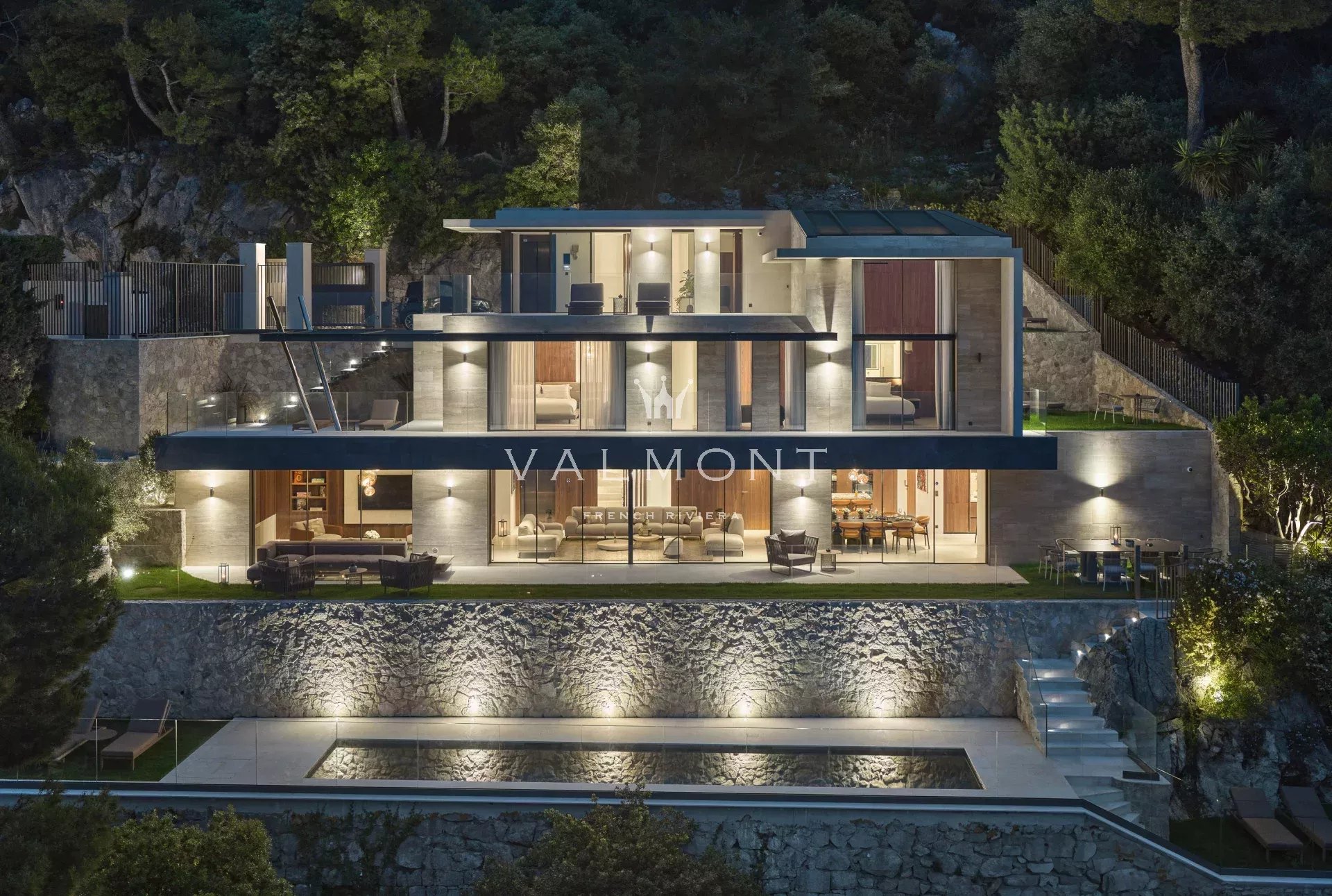 c244753022b20b39f2d2a9b3690f5c5c_024d0c0d77_1920-original-10236-0.jpg Exceptional new villa with panoramic views overlooking Saint-Jean-Cap-Ferrat