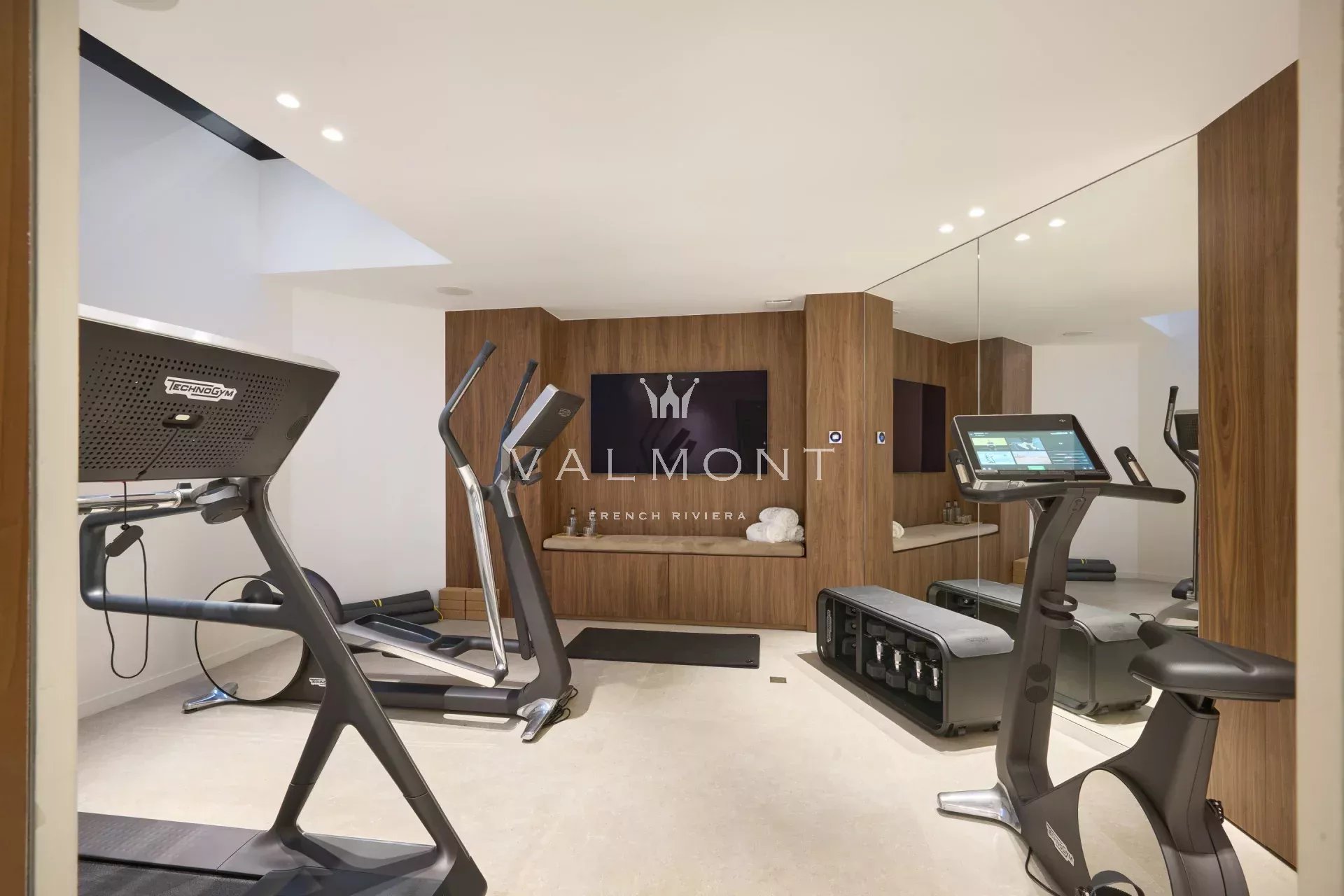 fe376a244625e2000daffe80274af68d_fc62429f6d_1920-original-10236-0.jpg Exceptional new villa with panoramic views overlooking Saint-Jean-Cap-Ferrat