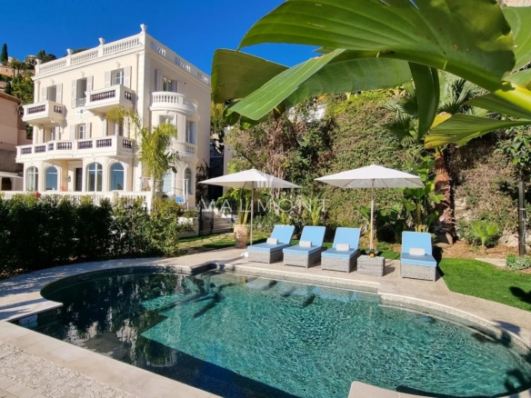 Exceptional Belle Époque villa with panoramic sea view