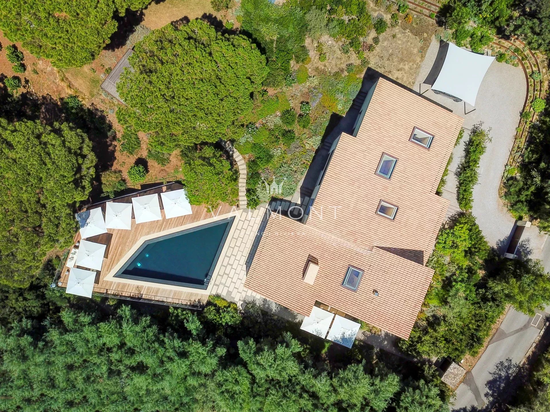 Villa de luxe à Saint-Tropez signée John Pawson