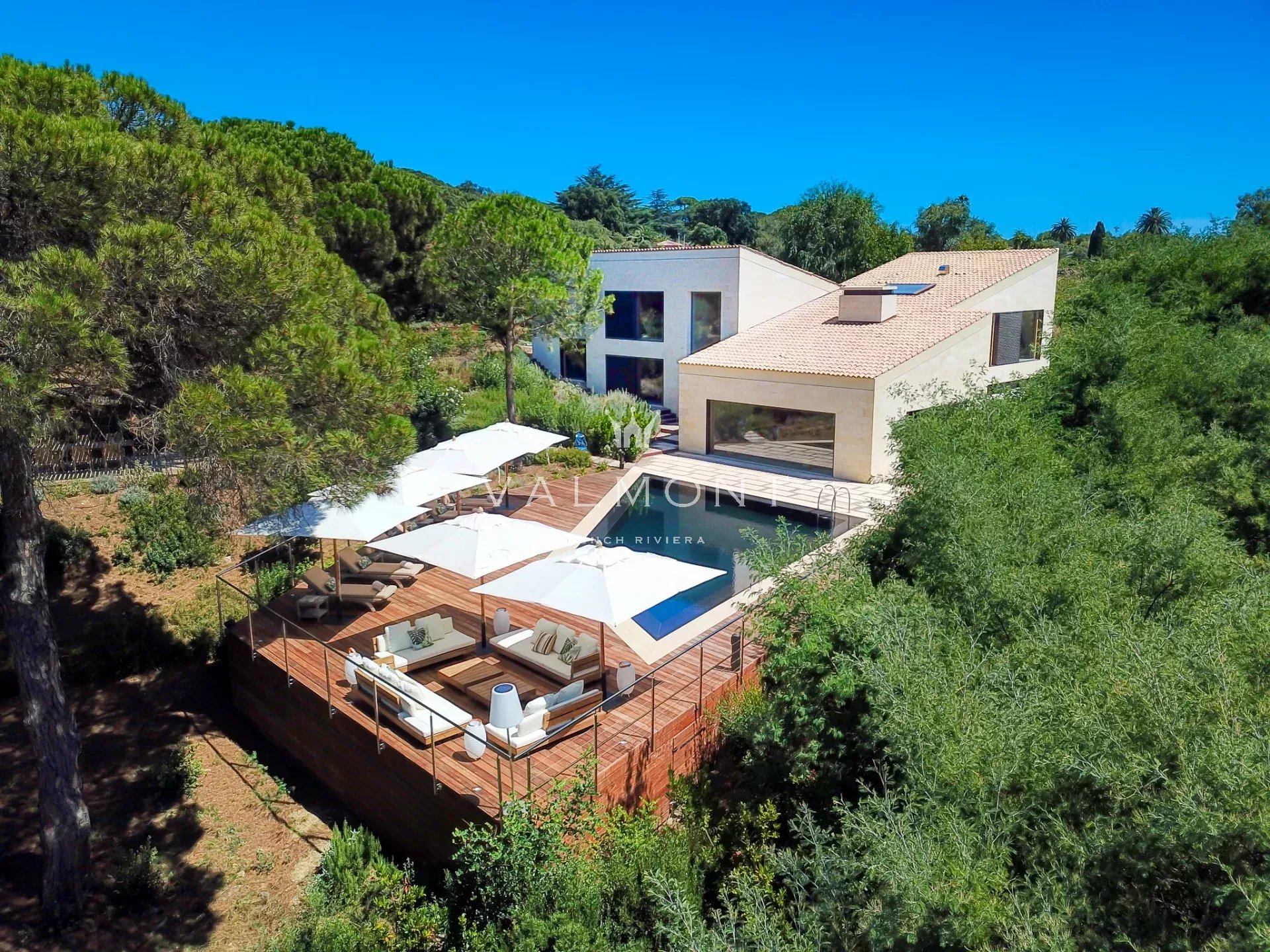 Villa de luxe à Saint-Tropez signée John Pawson