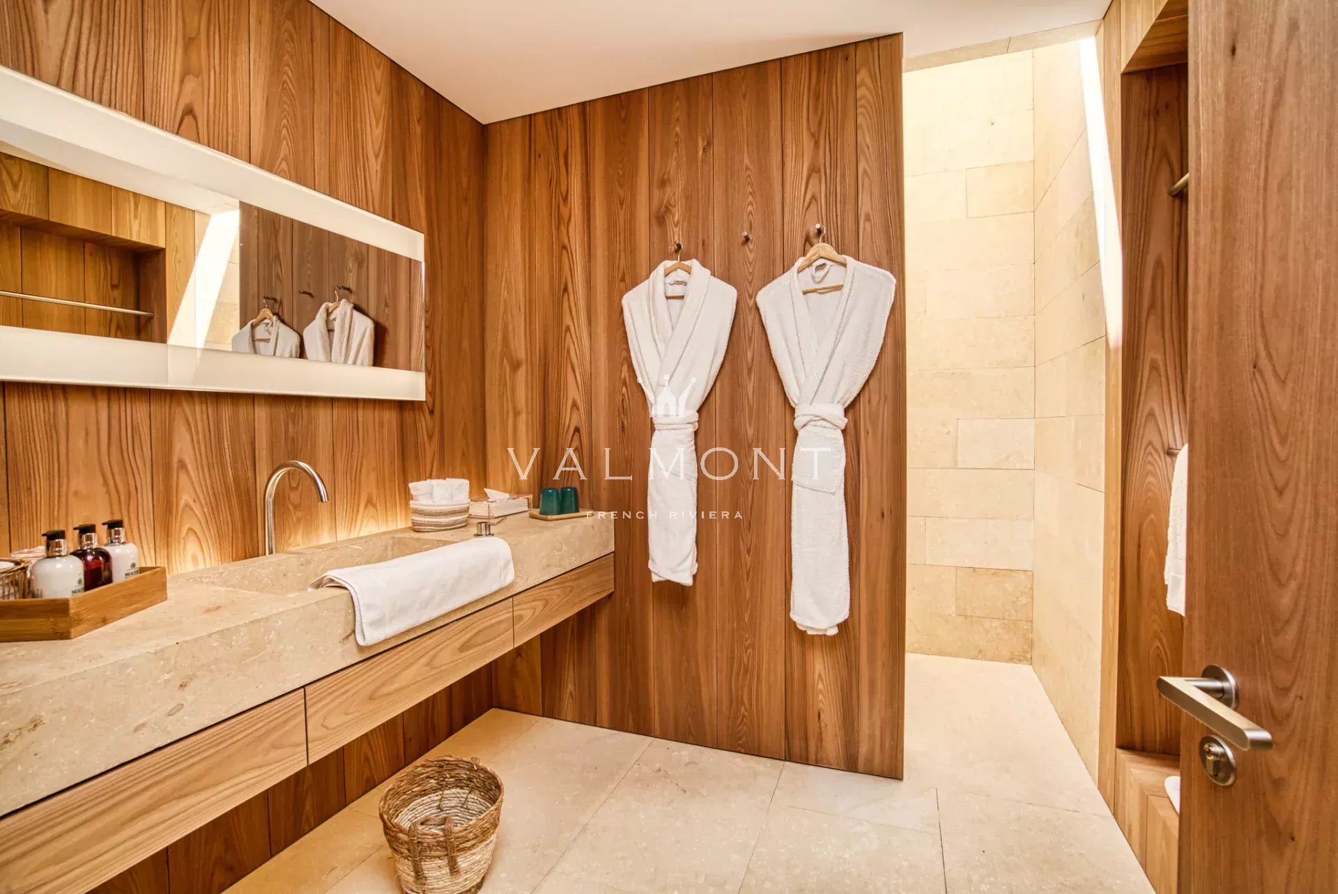 Villa de luxe à Saint-Tropez signée John Pawson