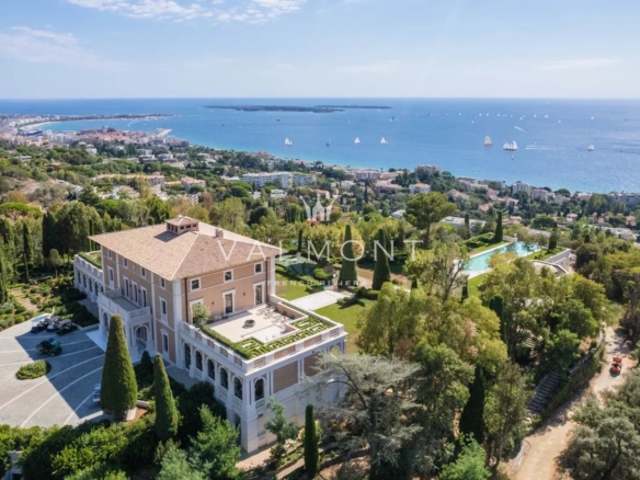Iconic jewel in the hills of Cannes
