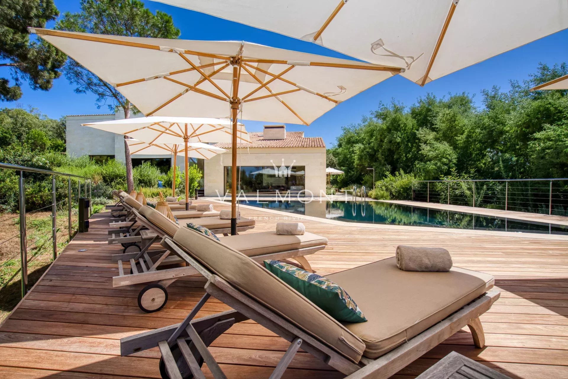 Villa de luxe à Saint-Tropez signée John Pawson