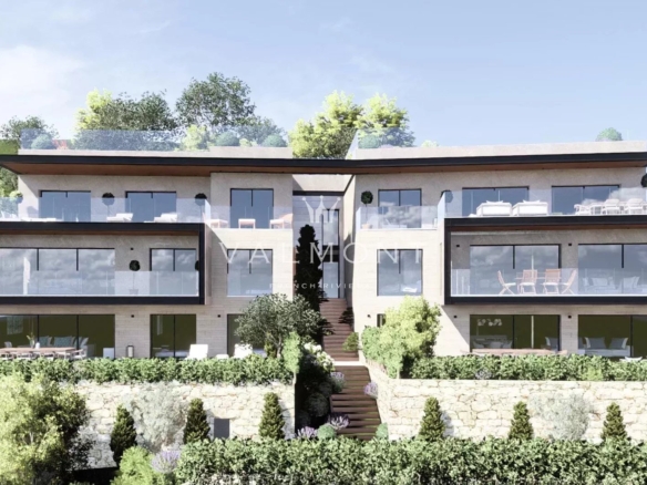 NOUVELLE RÉSIDENCE FAMILIALE EXCEPTIONNELLE À EZE