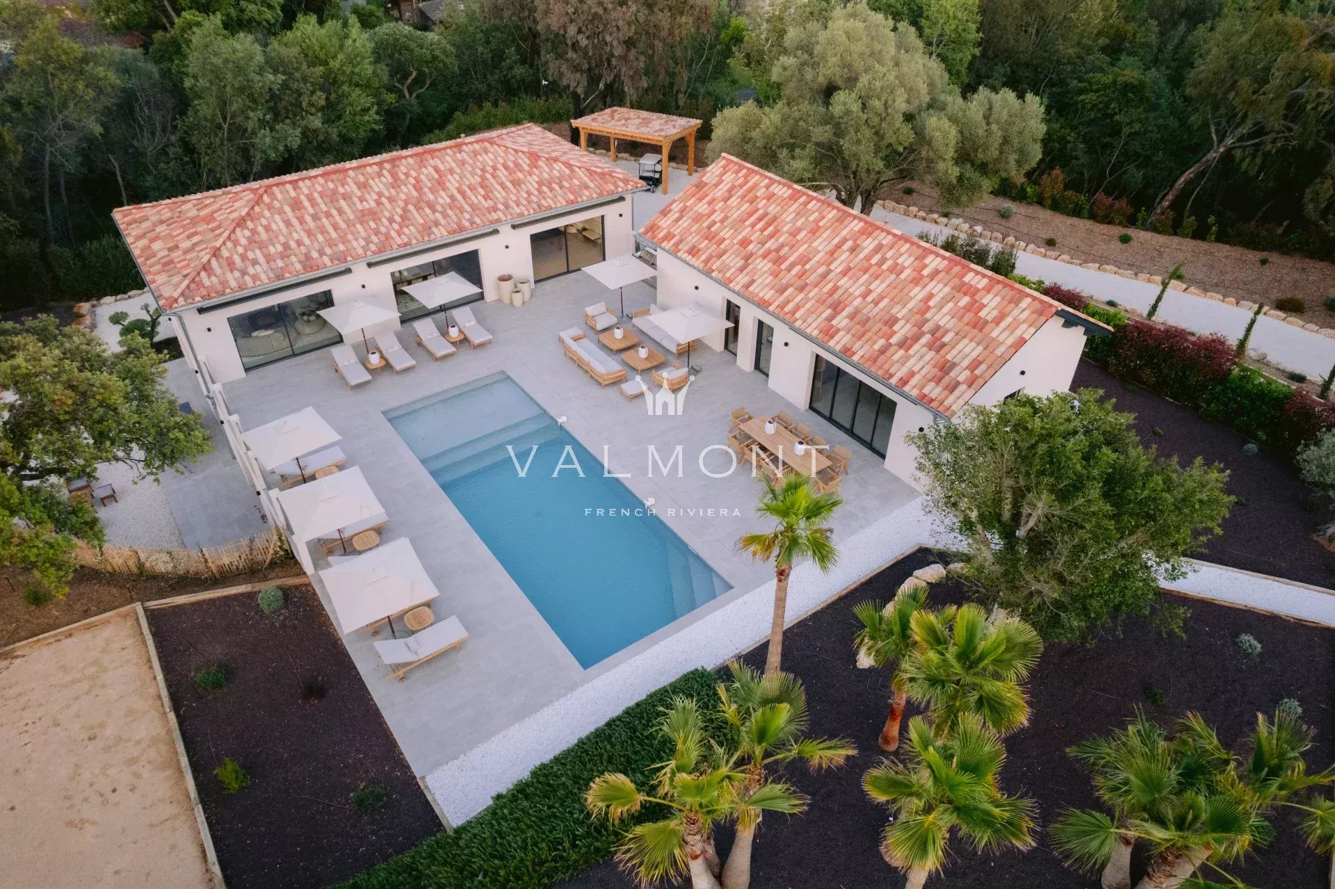 82d5d96a77810ce1219ca7c8f4eab137_4bf37c9793_1920-original-46199-0.jpg Propriété d’exception au coeur du golfe de Saint Tropez