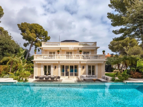 Belle époque masterpiece in Roquebrune-Cap-Martin