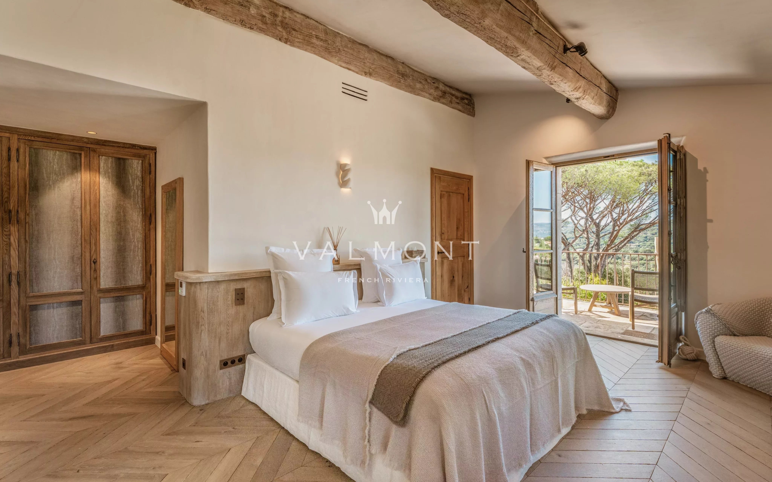 Charming Bastide in Saint-Tropez with Sea View
