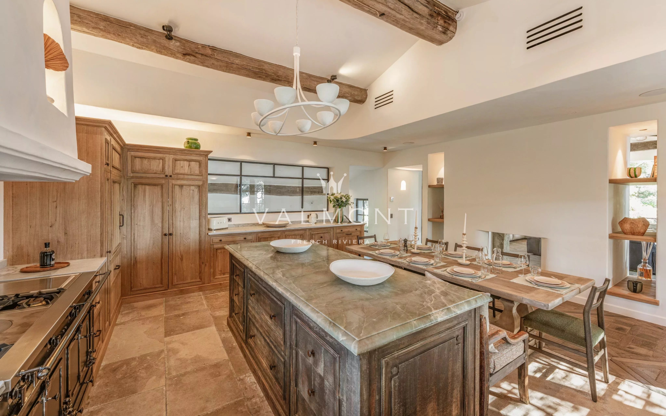 Charming Bastide in Saint-Tropez with Sea View
