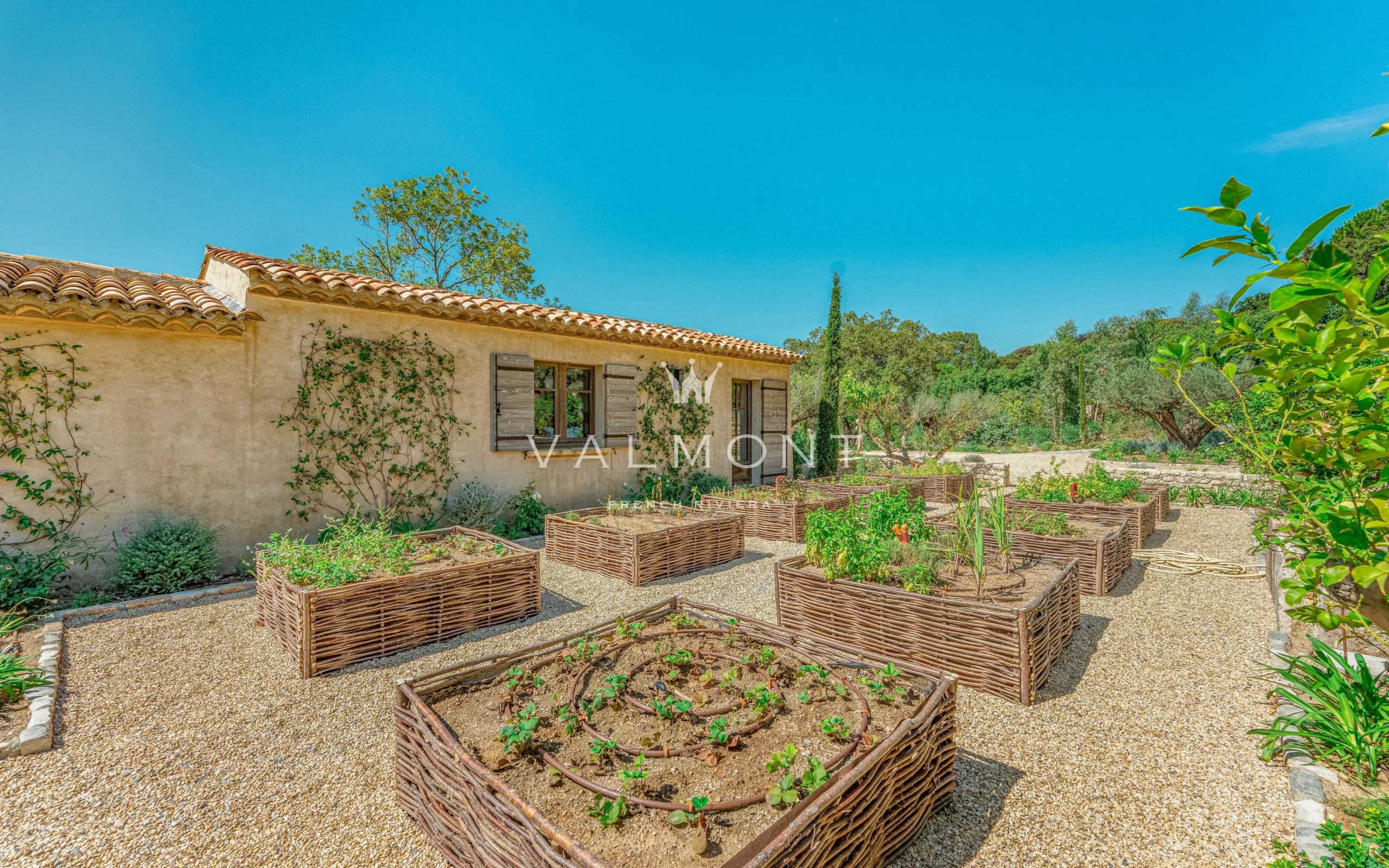 Charming Bastide in Saint-Tropez with Sea View