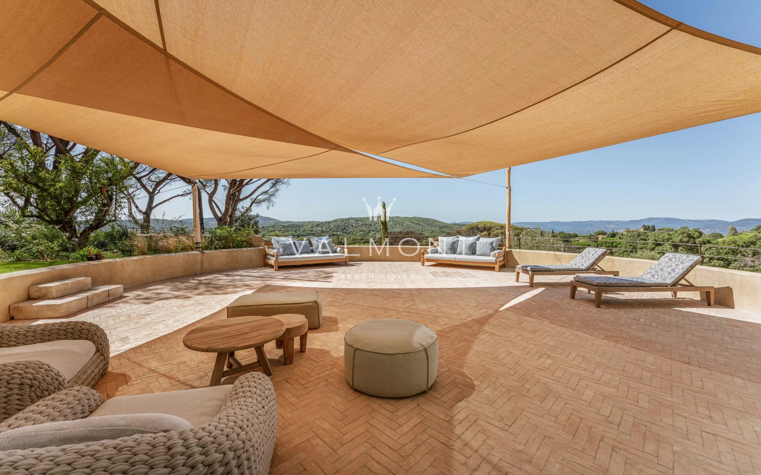 Charming Bastide in Saint-Tropez with Sea View