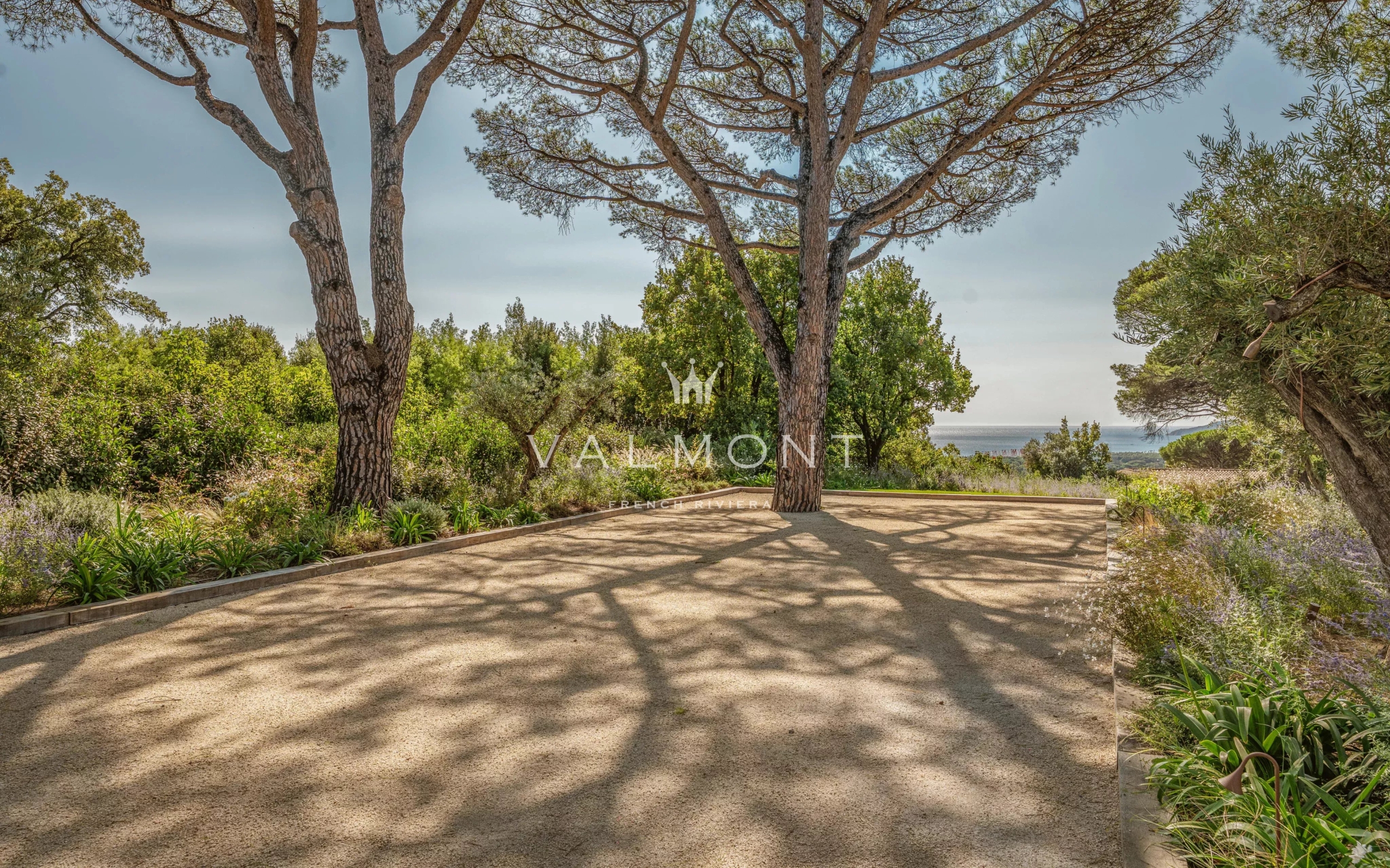 Charming Bastide in Saint-Tropez with Sea View