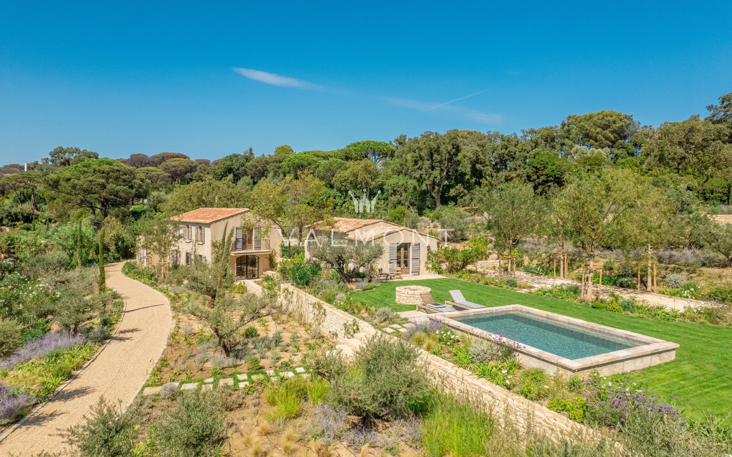 Charming Bastide in Saint-Tropez with Sea View