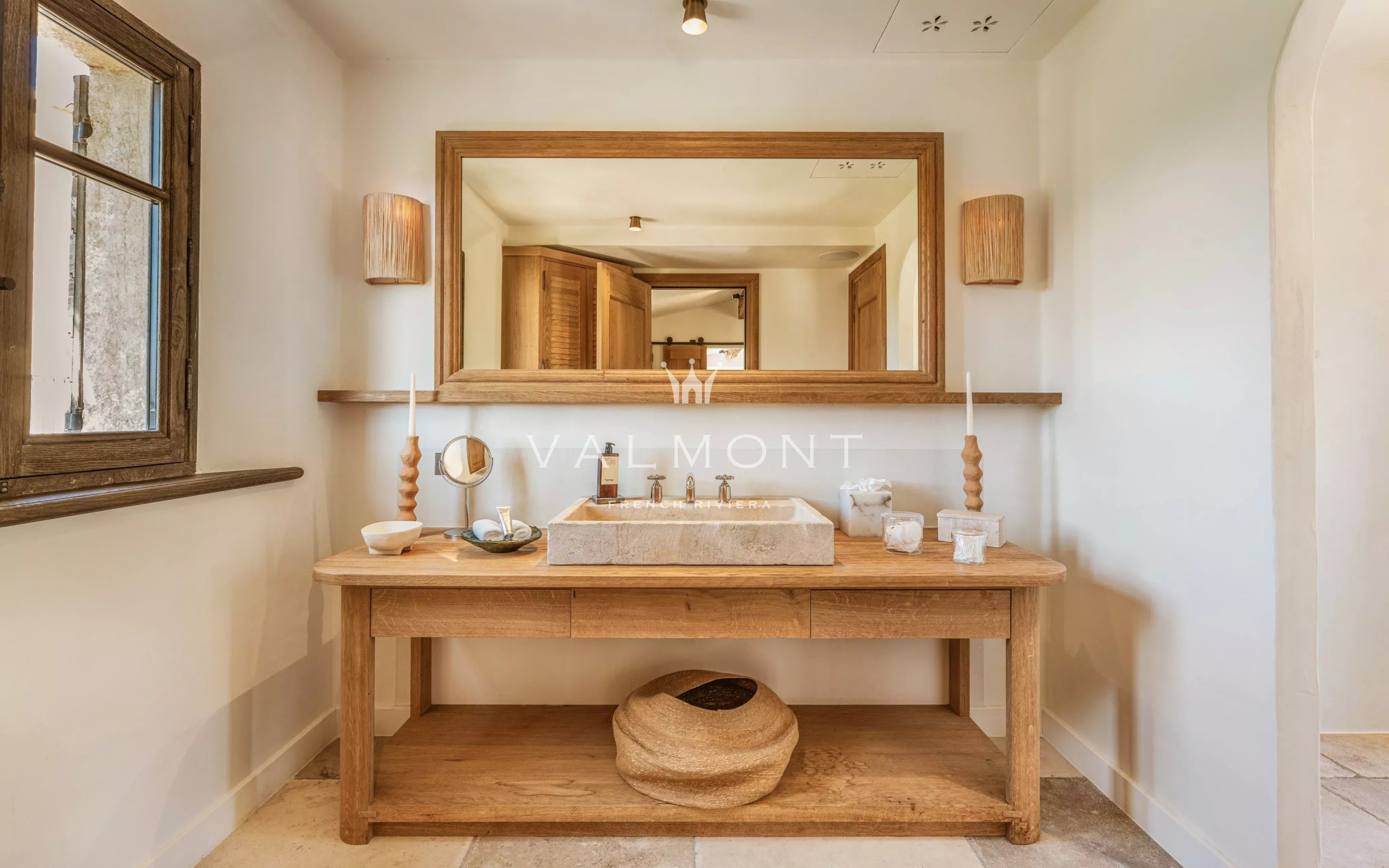 Charming Bastide in Saint-Tropez with Sea View