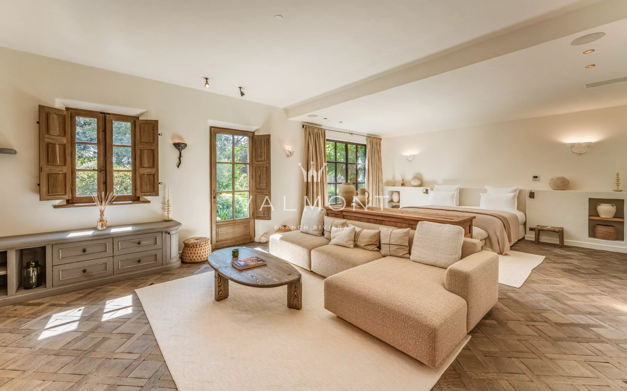 Charming Bastide in Saint-Tropez with Sea View