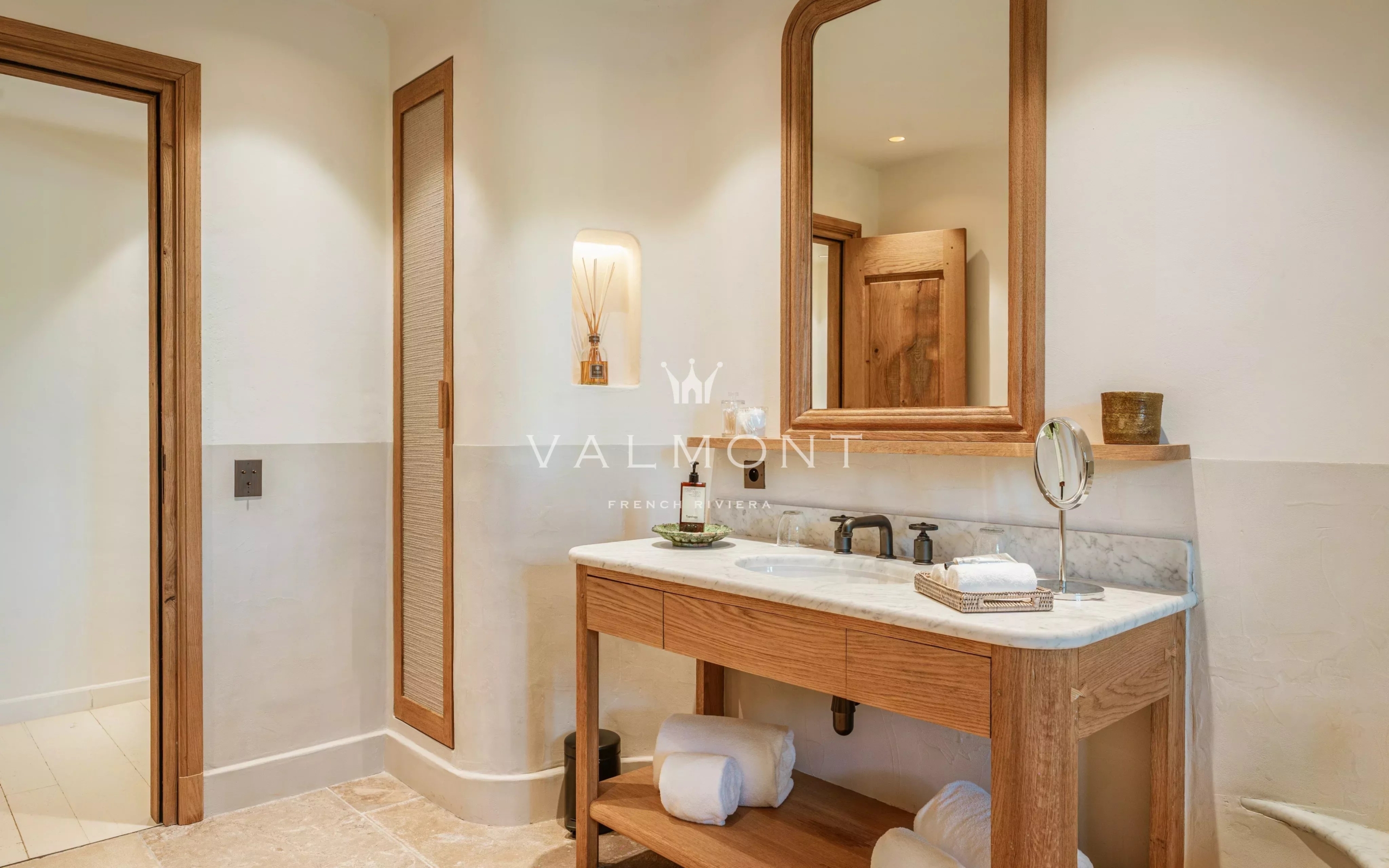 Charming Bastide in Saint-Tropez with Sea View