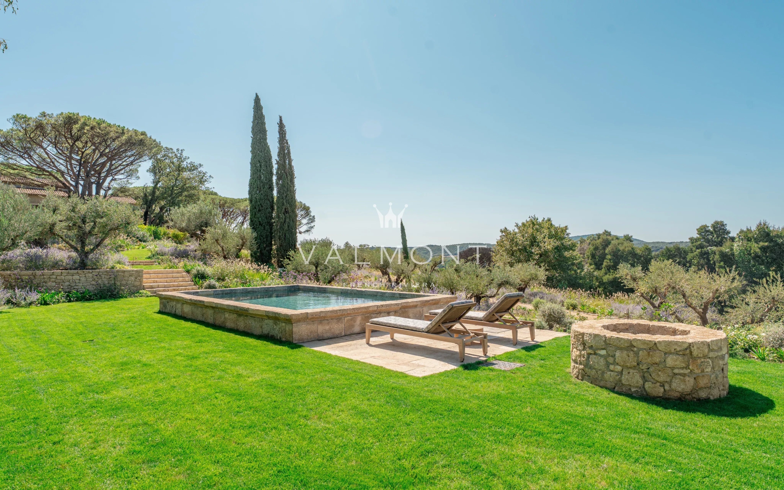 Charming Bastide in Saint-Tropez with Sea View