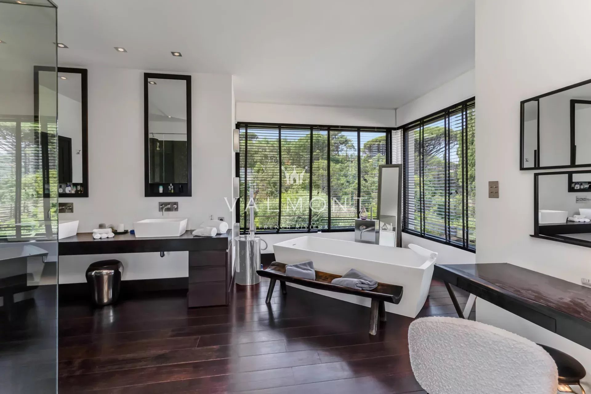 1425dcb6b125298eddfed7093f49aebb_8669901b5a_1920-original-60355-0.jpg Domaine de luxe 14 chambres Saint-Tropez centre