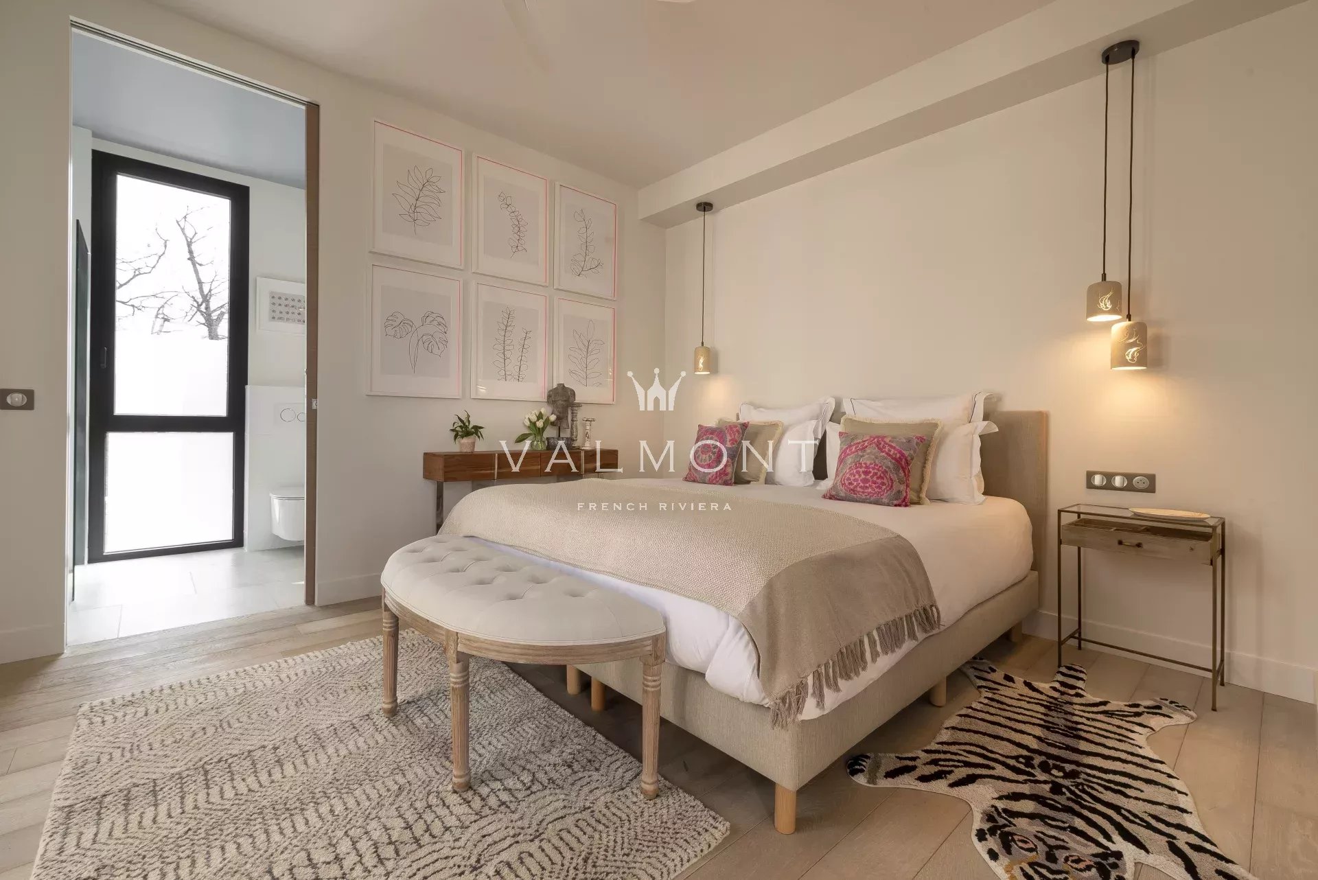 27bb341ba215ef7e5e199d2198a6a8af_e8175d9cd7_1920-original-67430-0.jpg Modern villa in the Terre Blanche Resort