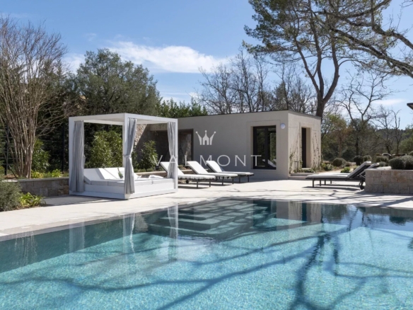 Villa moderne dans le resort Terre Blanche