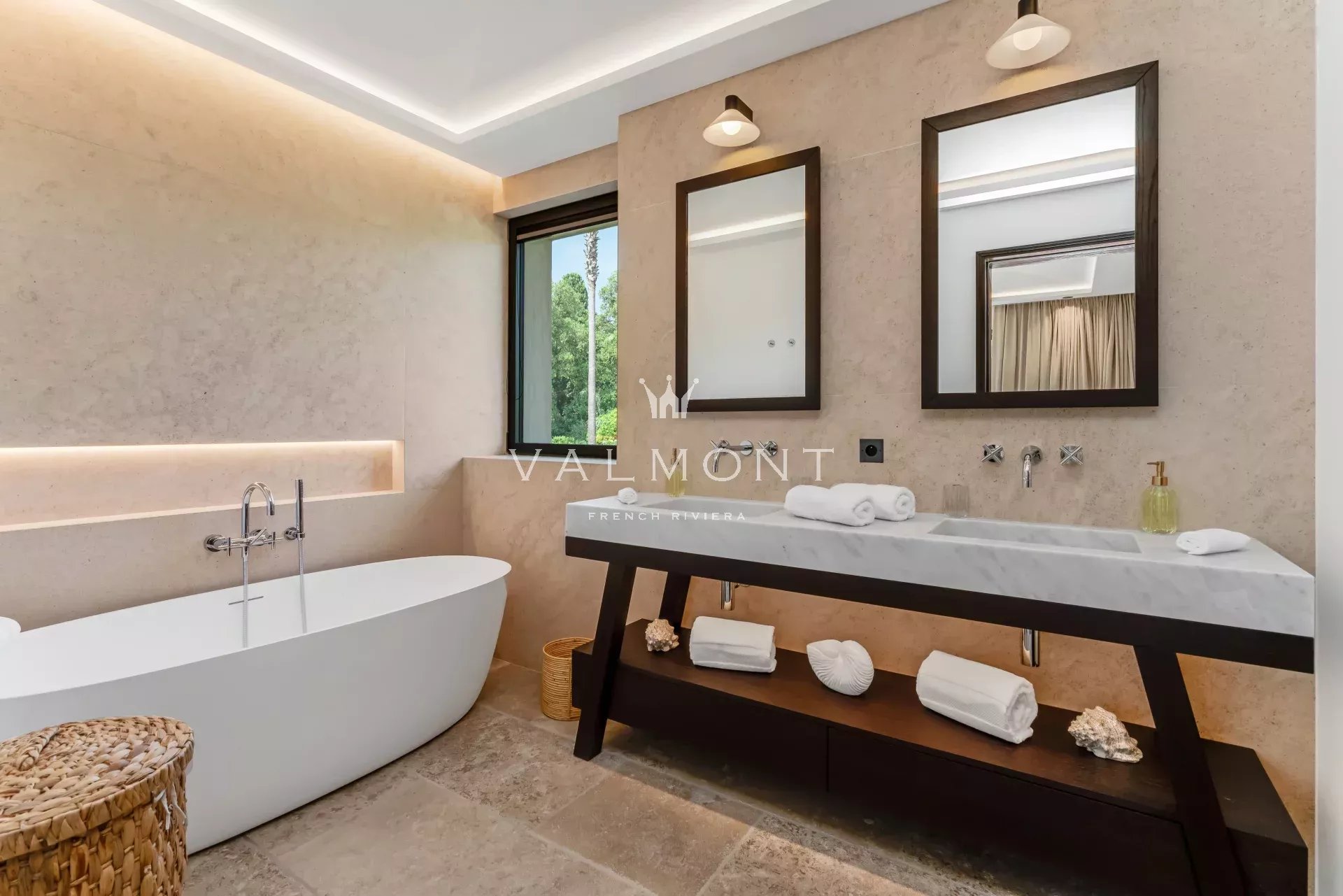 8b79647d9a7b097db2e62ae7a3b108d6_3e42150ff5_1920-original-60355-0.jpg Domaine de luxe 14 chambres Saint-Tropez centre