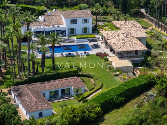 14-bedroom luxurious estate Saint-Tropez center