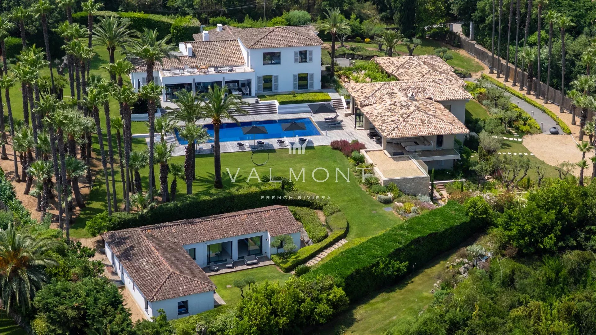e973e66f8ae25448e90347a31e6105c3_fc1ad4cb77_1920-original-60355-0.jpg Domaine de luxe 14 chambres Saint-Tropez centre