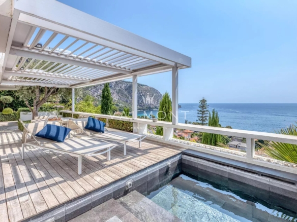 Belle villa avec vue mer panoramique