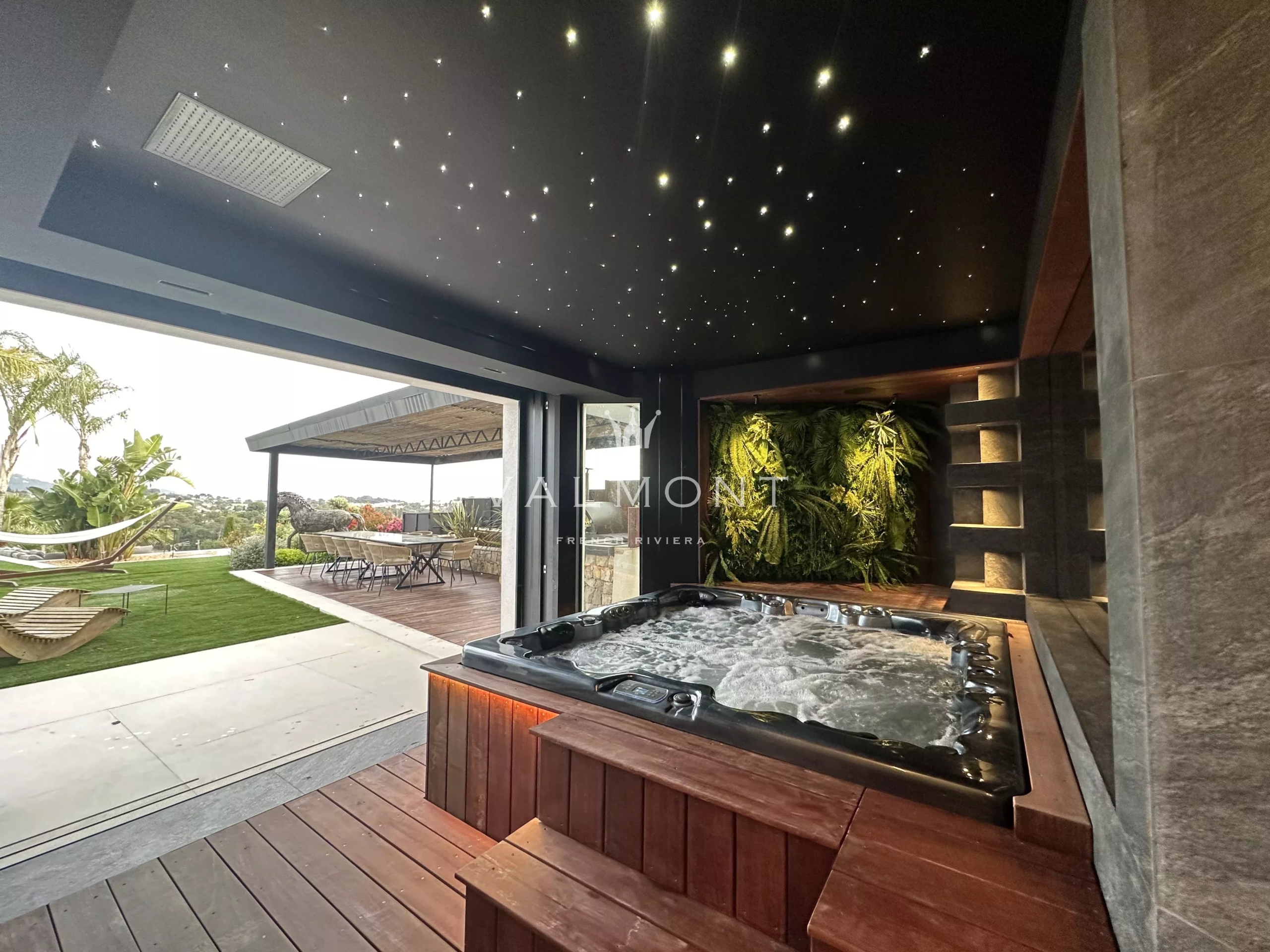 00d8db46c2bb5a4b74e375ab50e7ddda_8f7f43114e_4032-original-78490-0.jpg Villa contemporaine 7 chambres Mougins