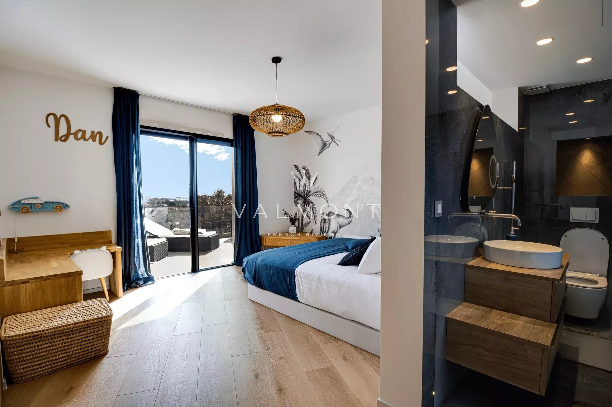 4079c62a088f2264c5a18bec88d41b0a_dc9ac47b64_2048-original-78490-0.jpg Villa contemporaine 7 chambres Mougins