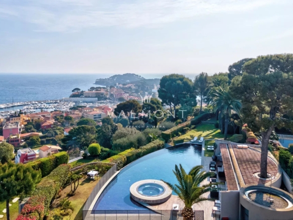 Unique property in Saint Jean Cap Ferrat