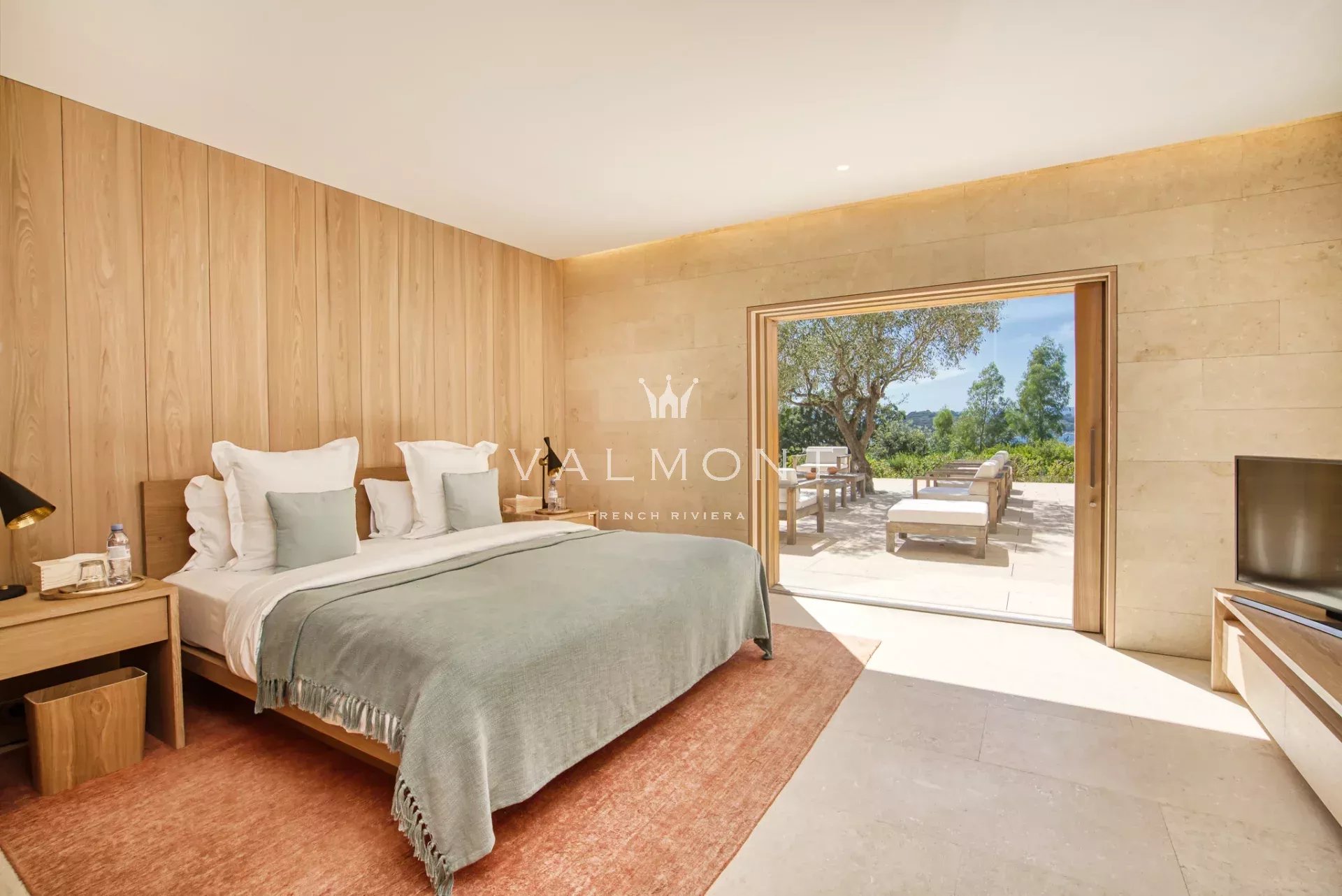 Prestigious 14-bedroom waterfront property Saint-Tropez