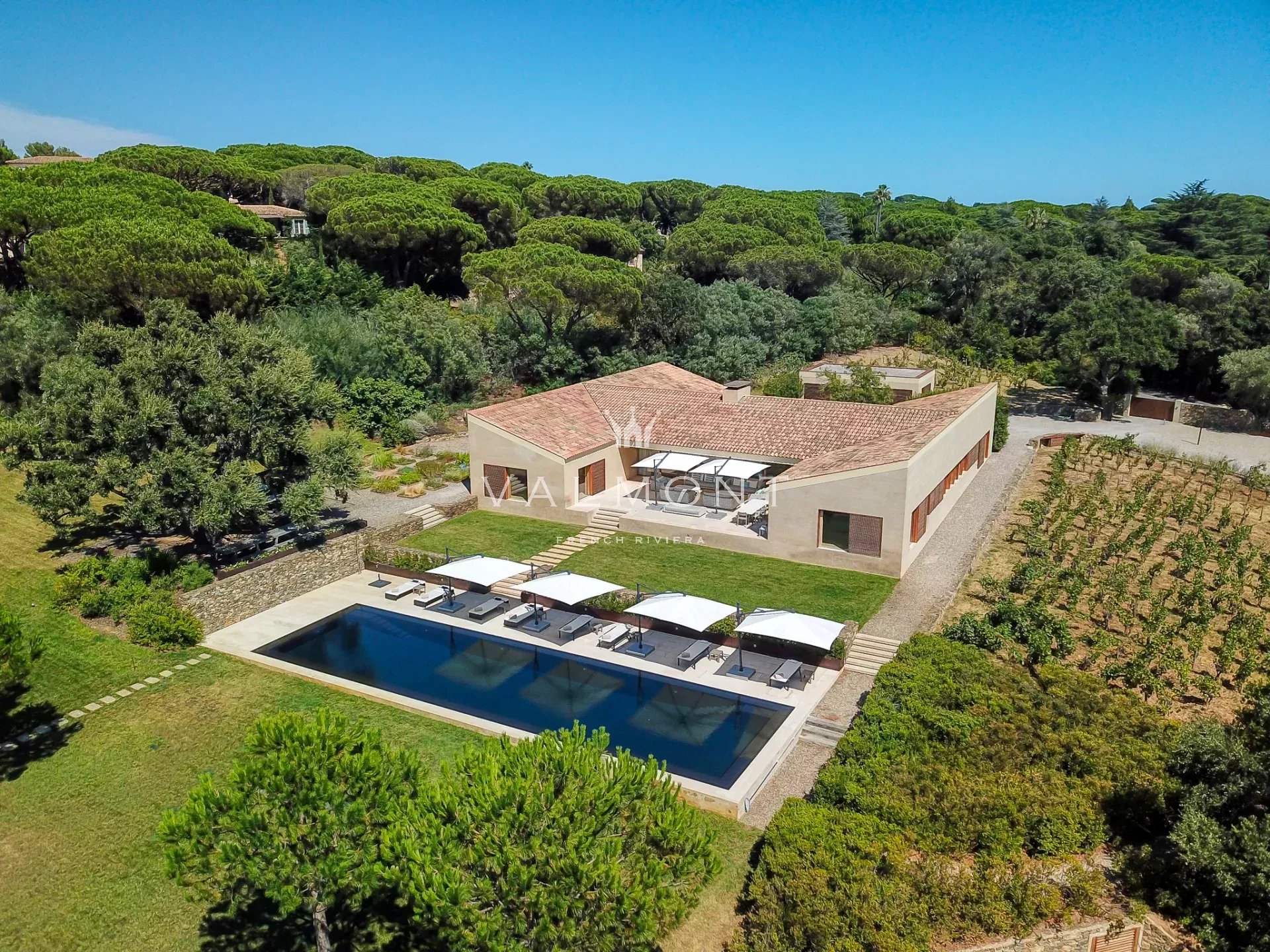 Prestigious 14-bedroom waterfront property Saint-Tropez
