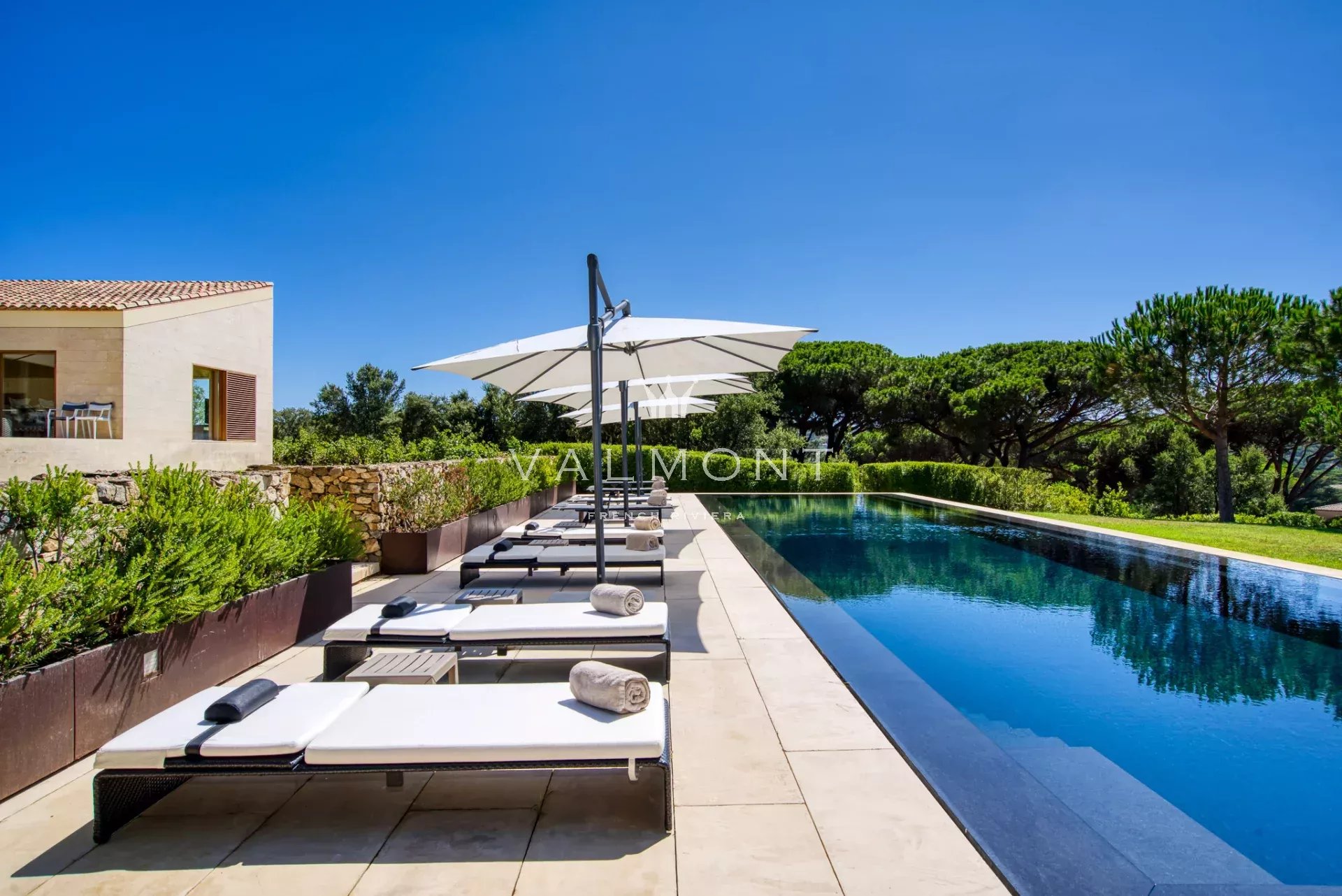 Prestigious 14-bedroom waterfront property Saint-Tropez
