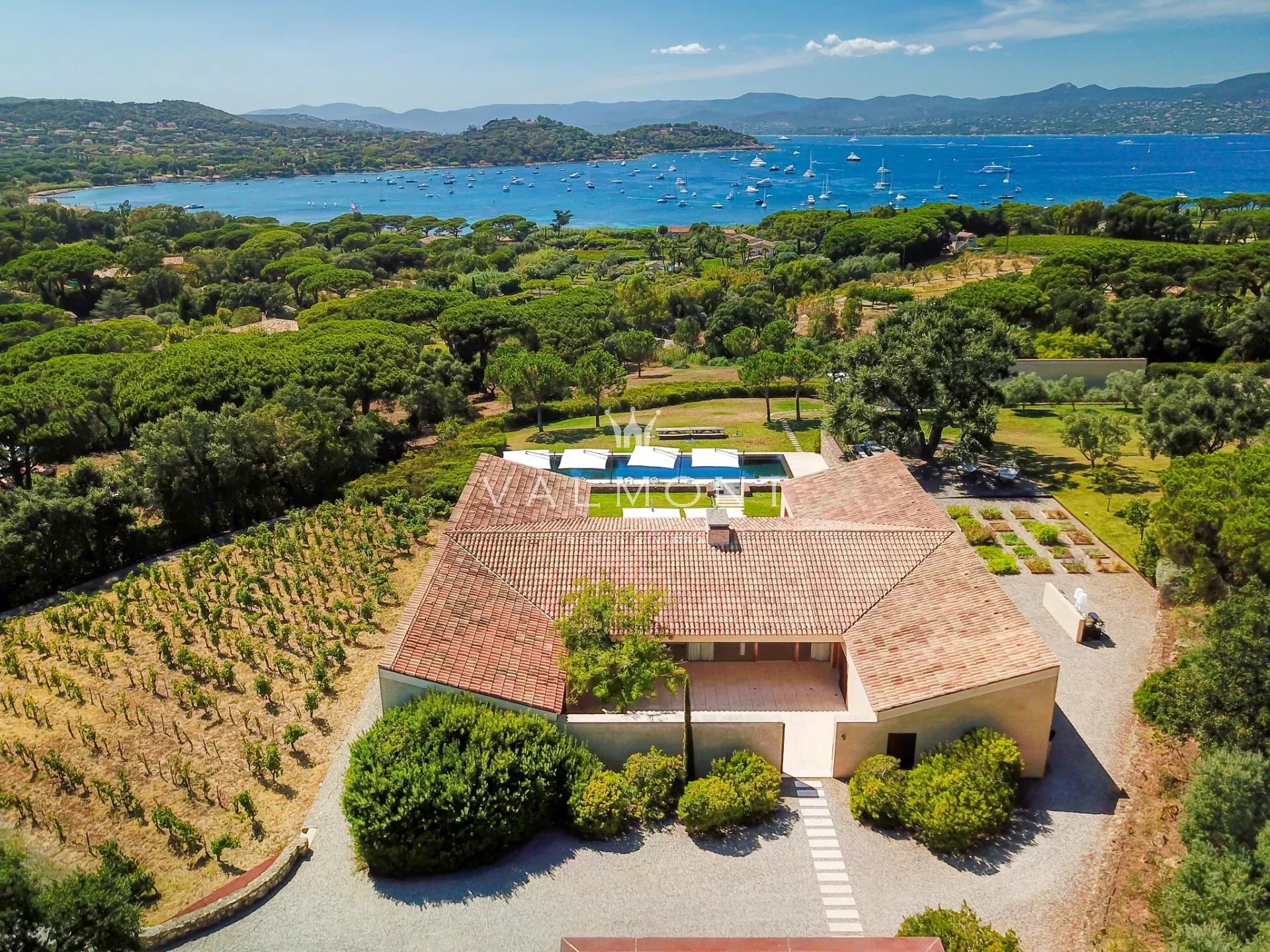 Prestigious 14-bedroom waterfront property Saint-Tropez