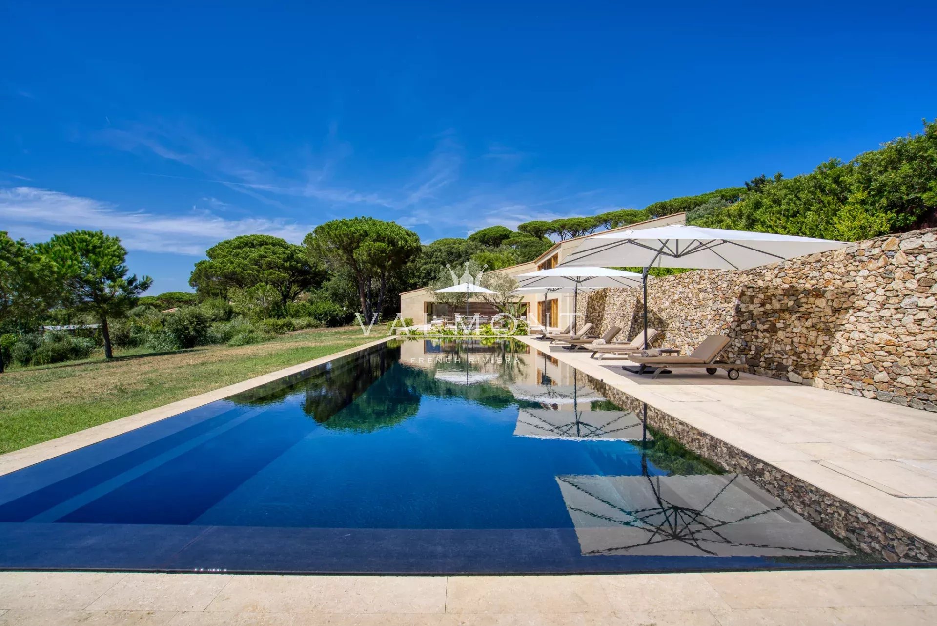 Prestigious 14-bedroom waterfront property Saint-Tropez