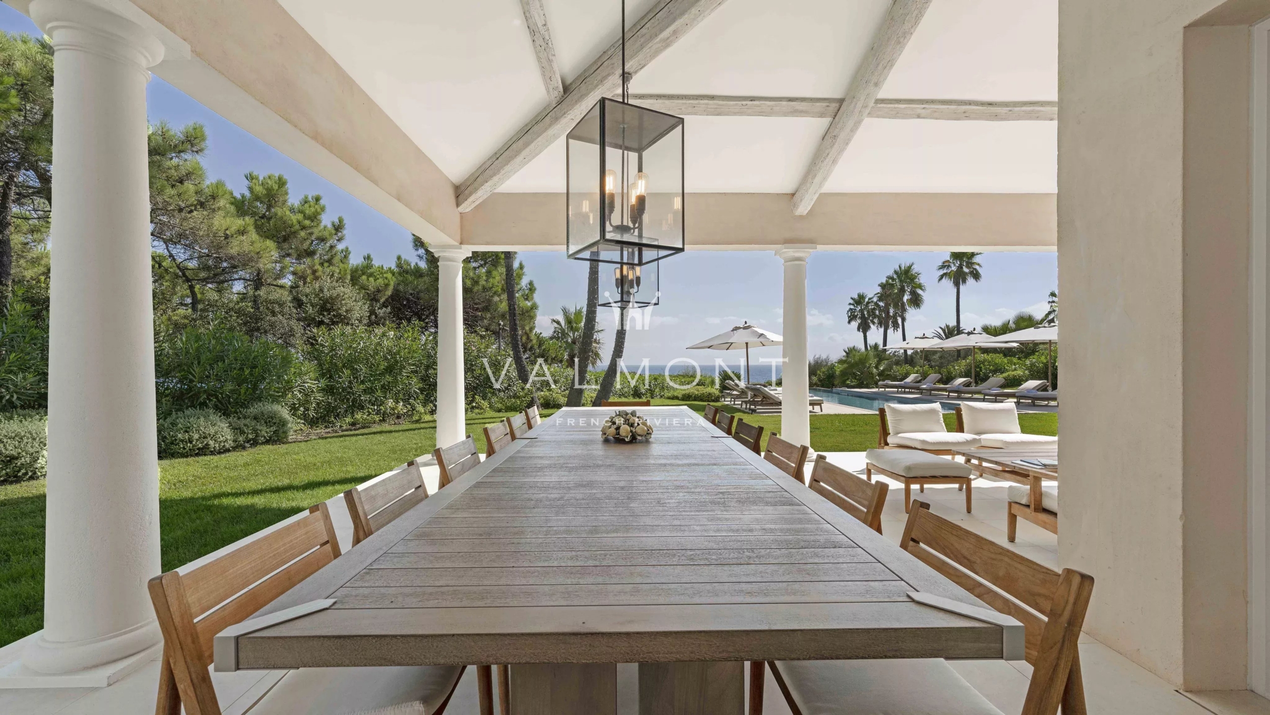 538c86f9736221b85fa728ead9635df2_4ea37af742_4096-original-66740-0.jpg Superbe villa de 7 chambres à Ramatuelle