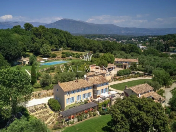 A historic 17th century estate for rent Valbonne