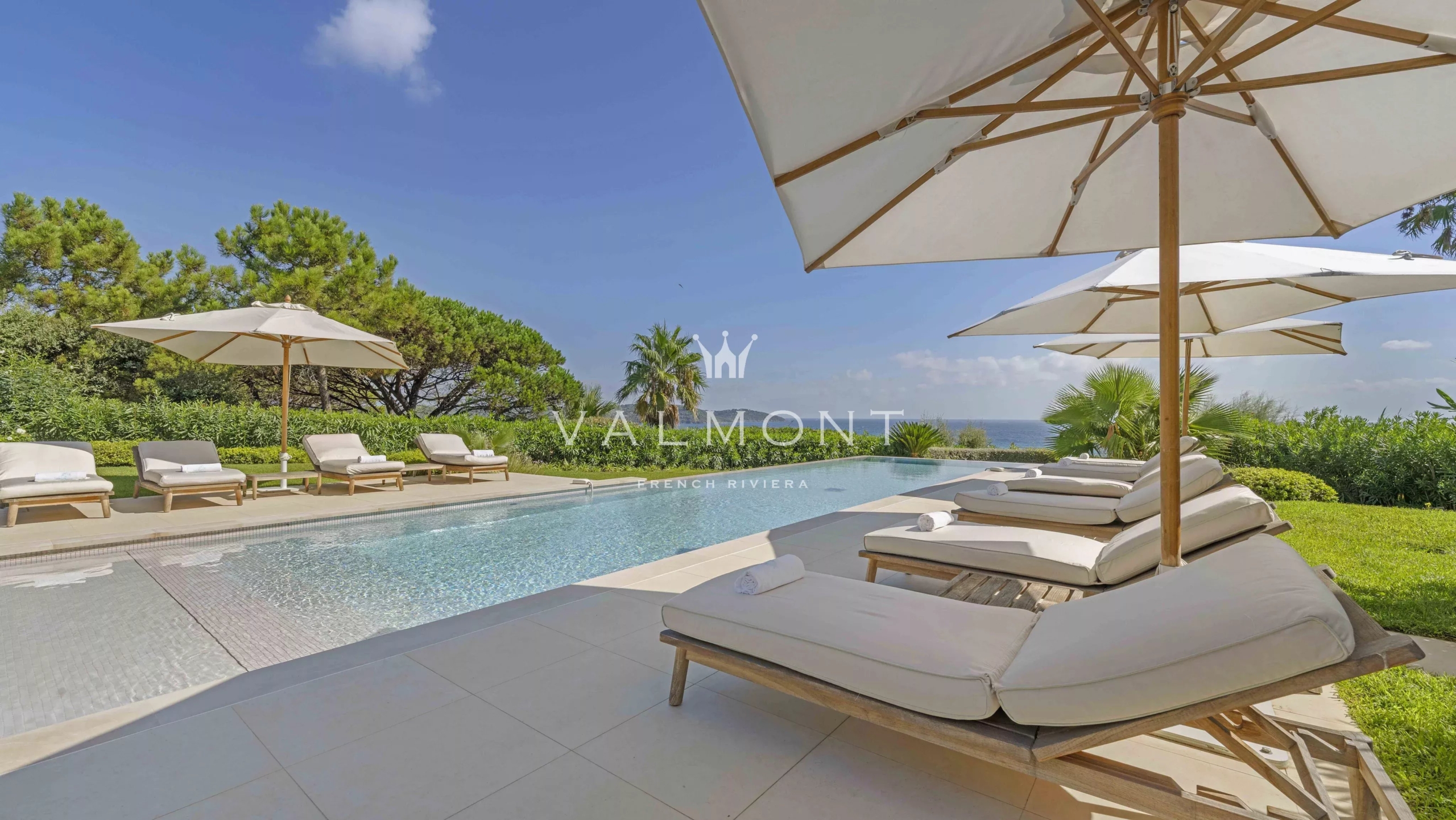 b0c6f0d1d0597a9d9f96077ffaea911f_e3027db66a_4096-original-66740-0.jpg Superbe villa de 7 chambres à Ramatuelle