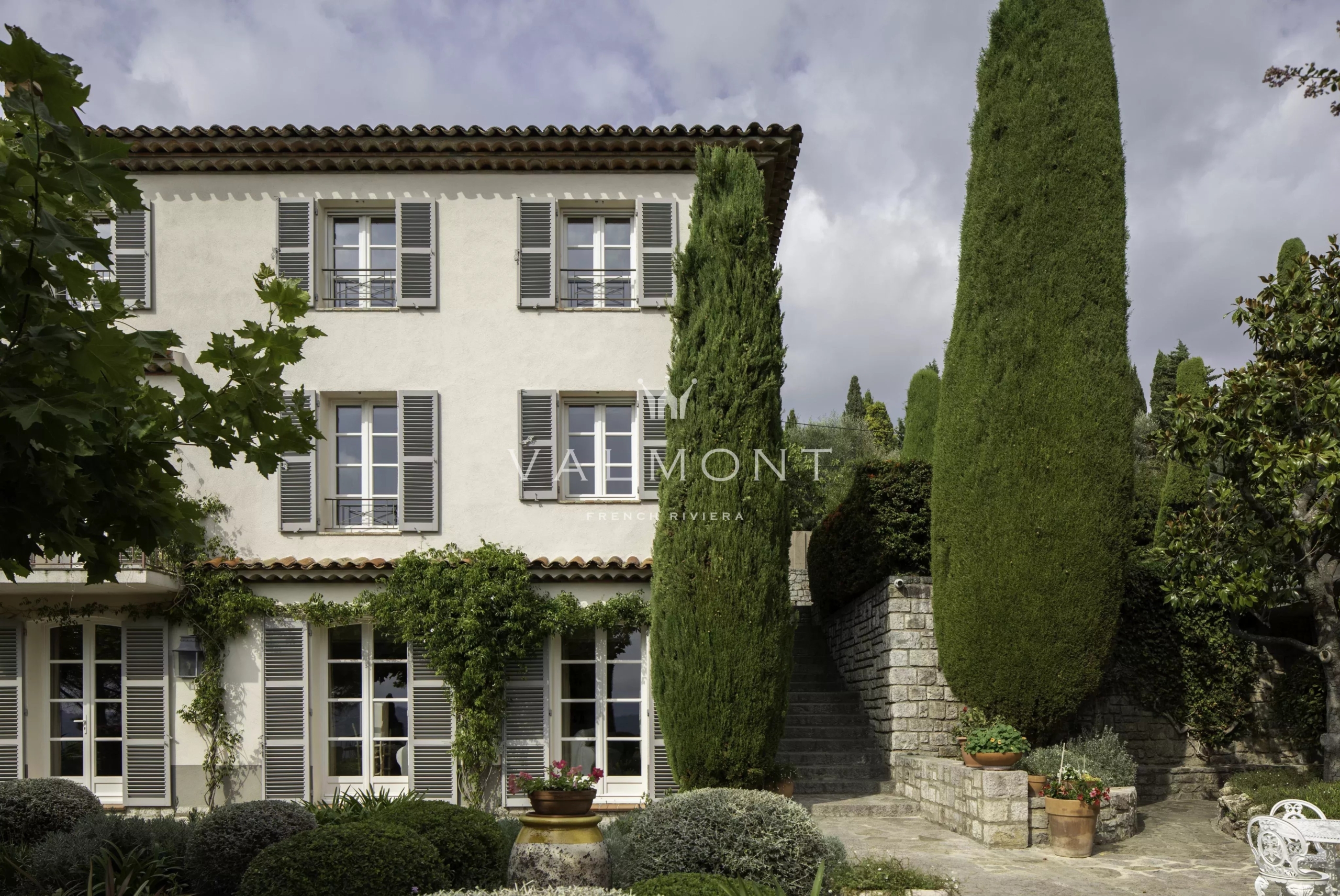 Olive Estate in the Heart of the Pays de Grasse