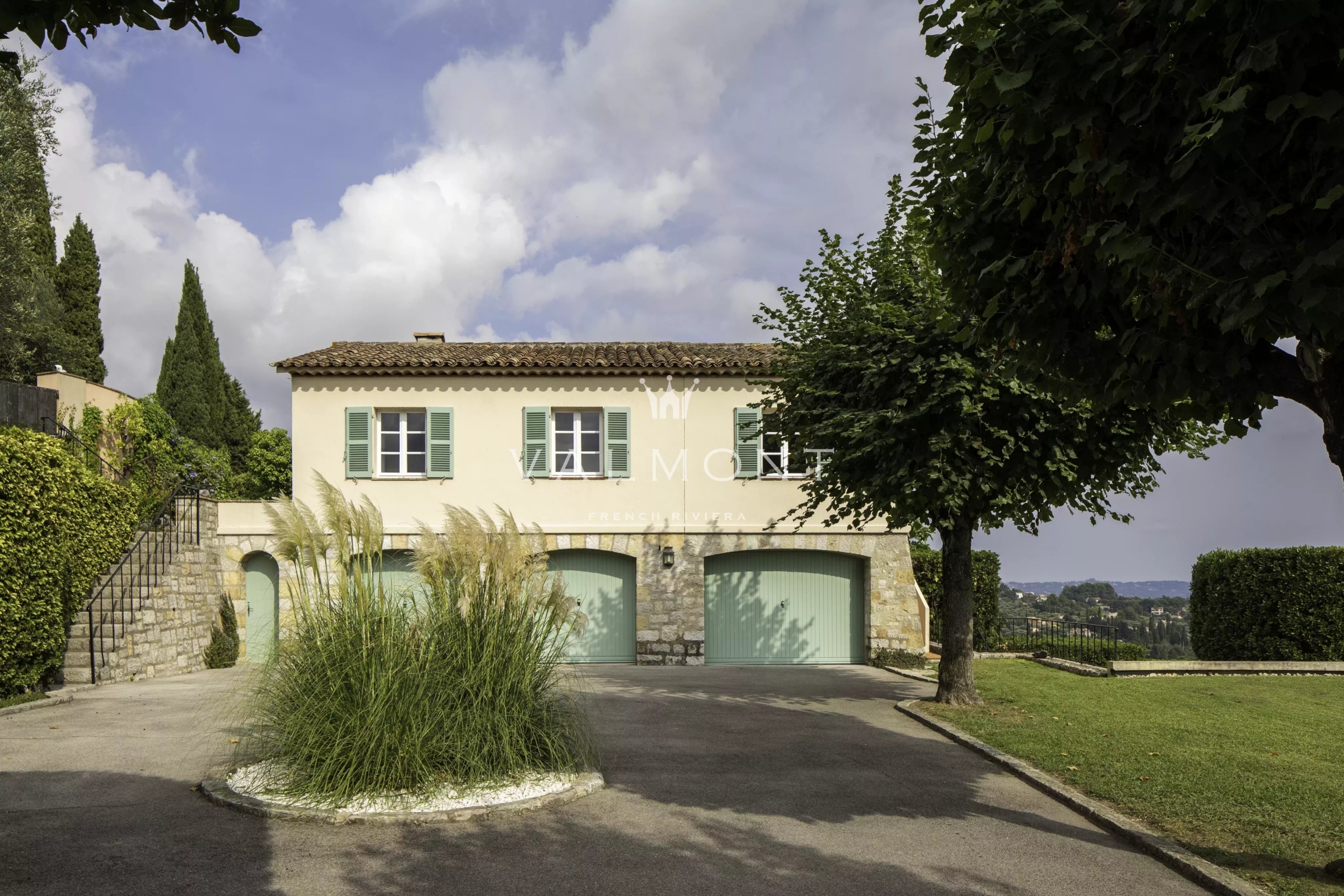 Olive Estate in the Heart of the Pays de Grasse